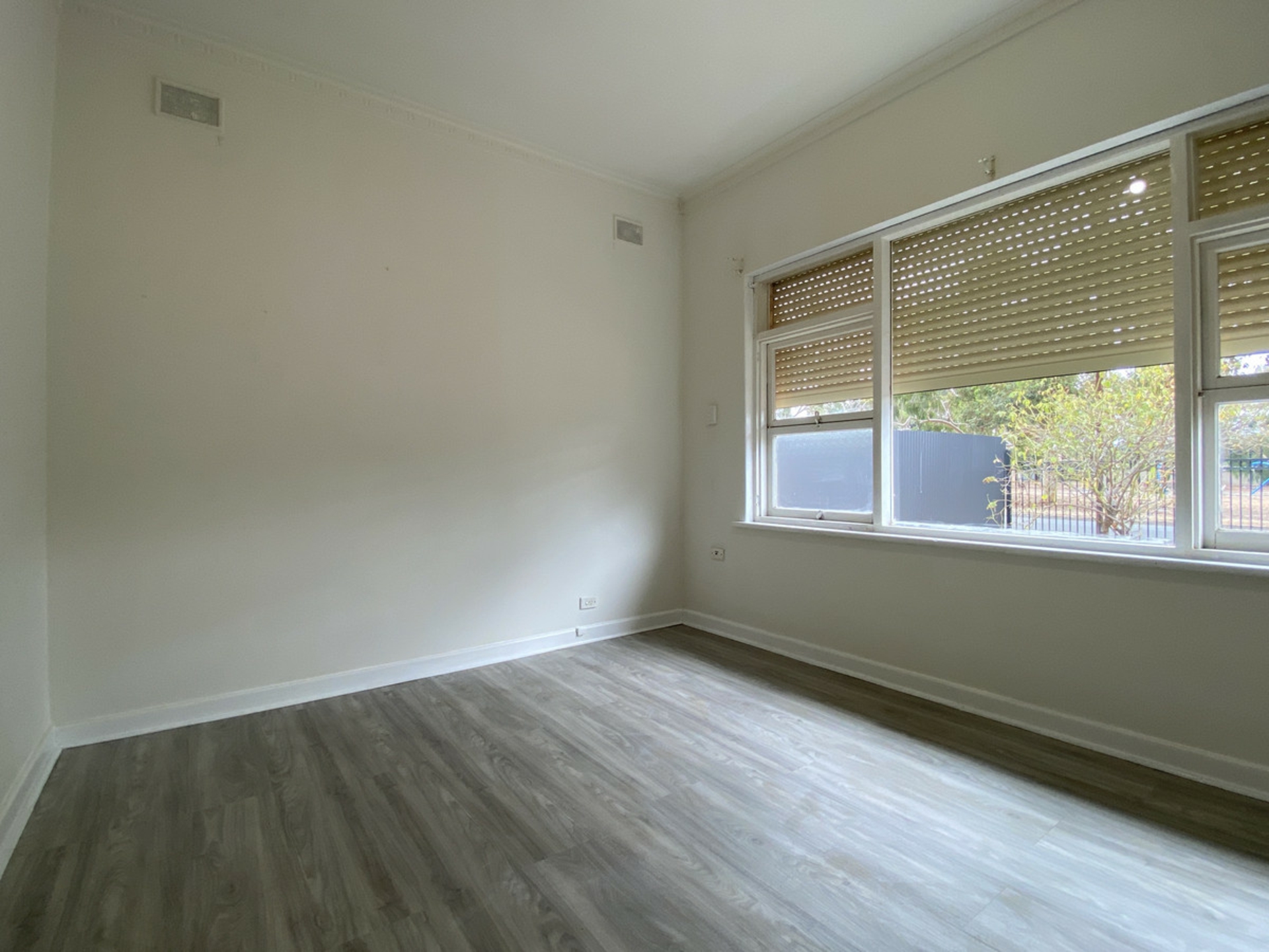 12 Tallering Avenue, POORAKA