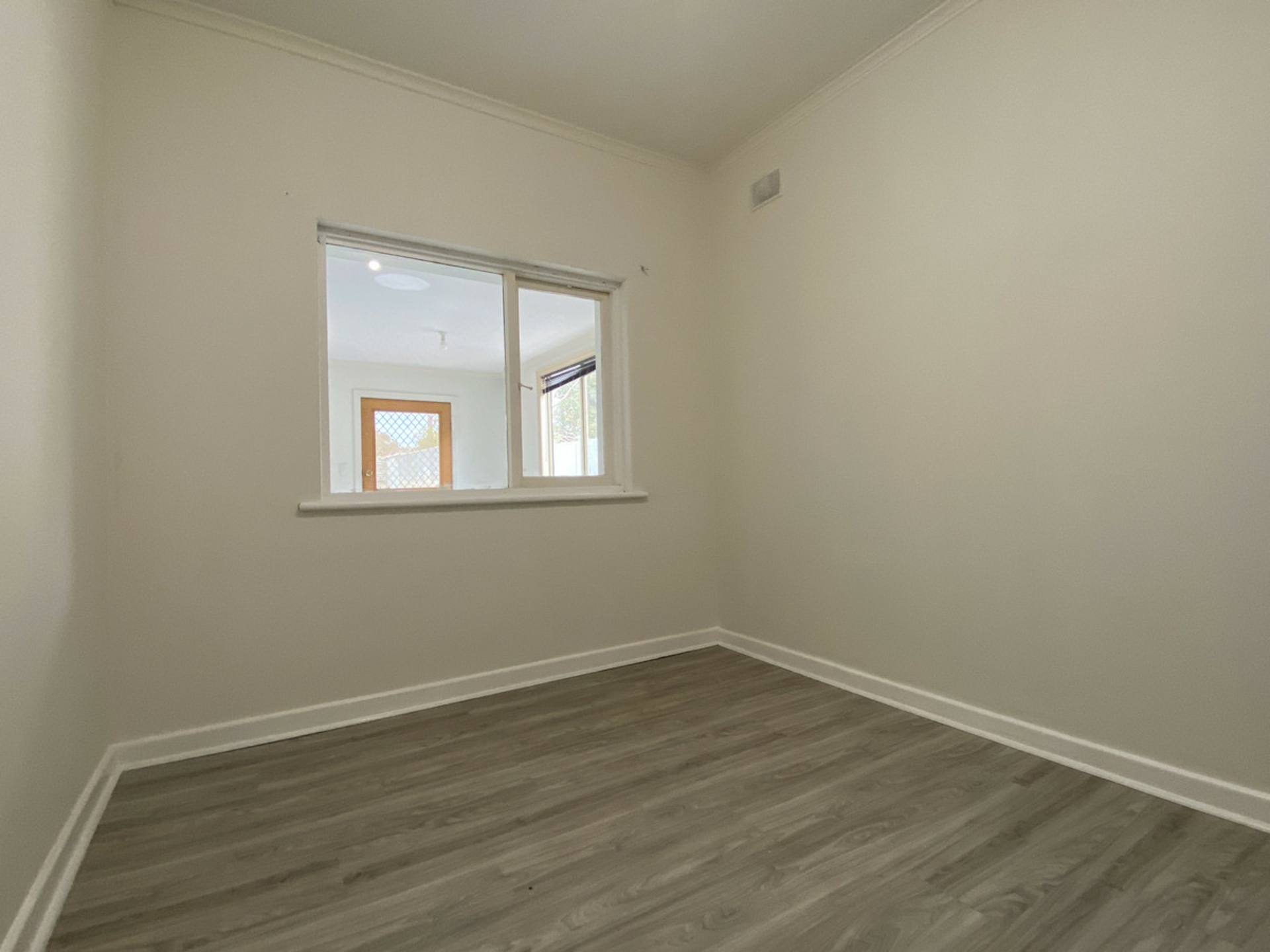 12 Tallering Avenue, POORAKA