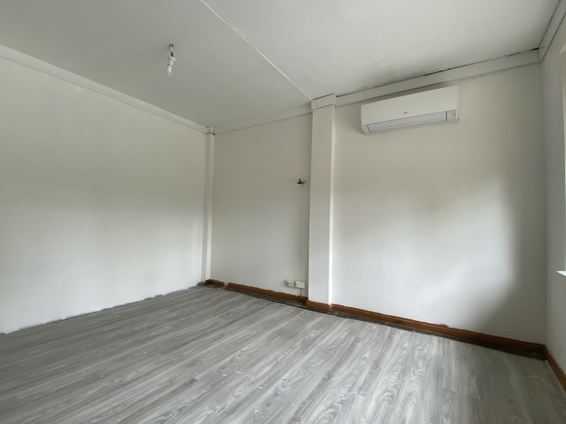 12 Tallering Avenue, POORAKA