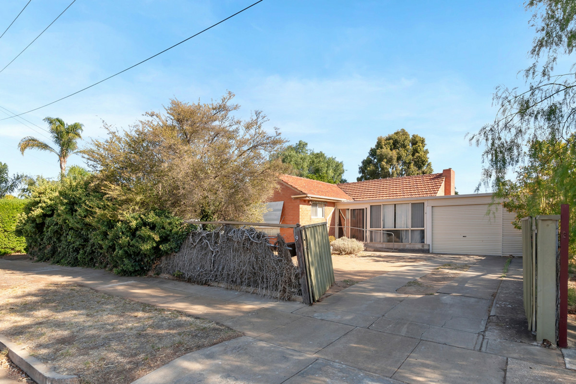 9 Sandford Road, DAVOREN PARK