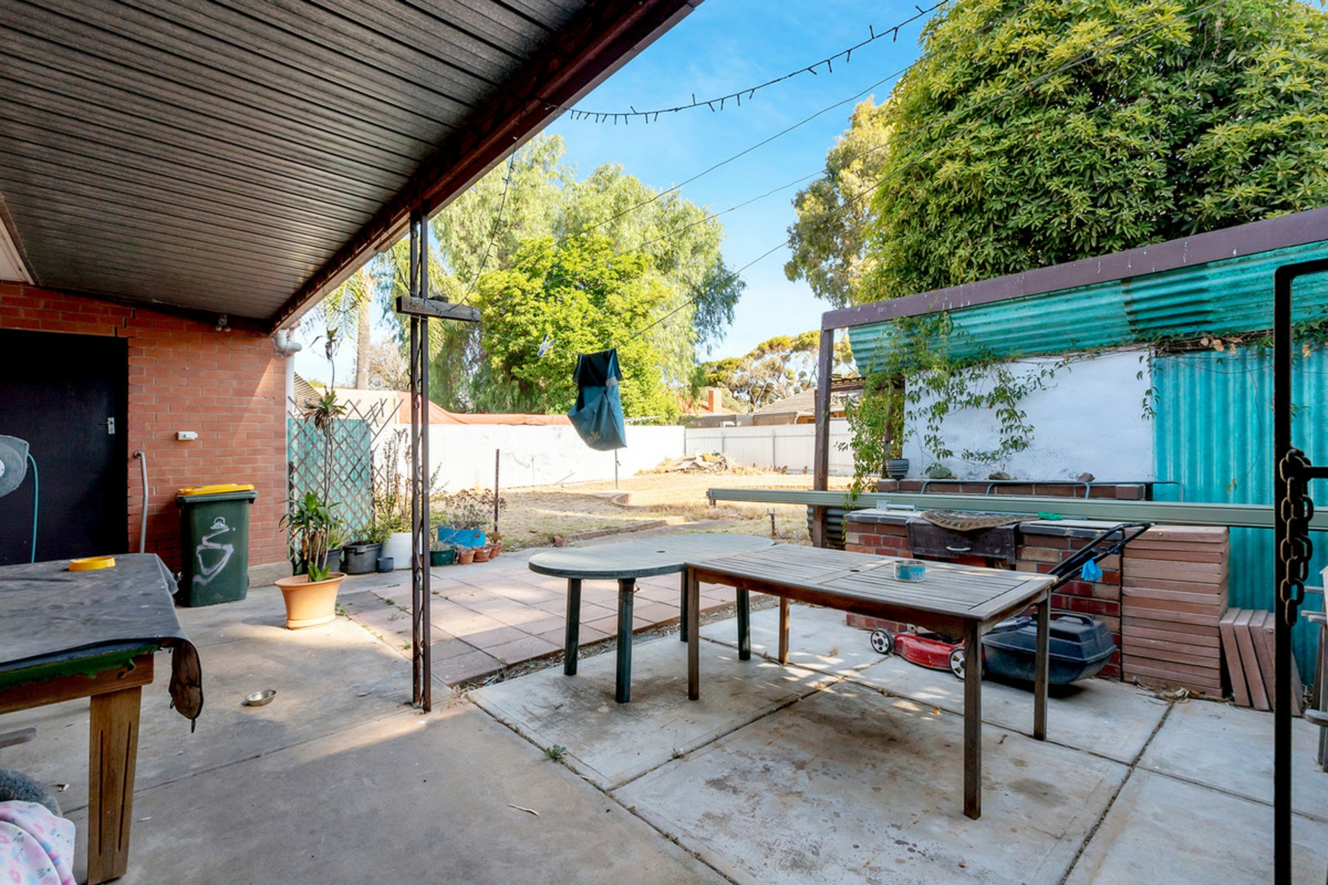 9 Sandford Road, DAVOREN PARK