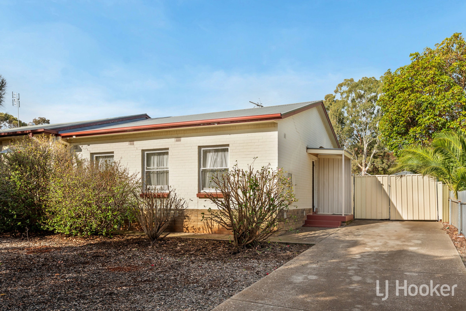 24 Northampton Crescent, ELIZABETH EAST