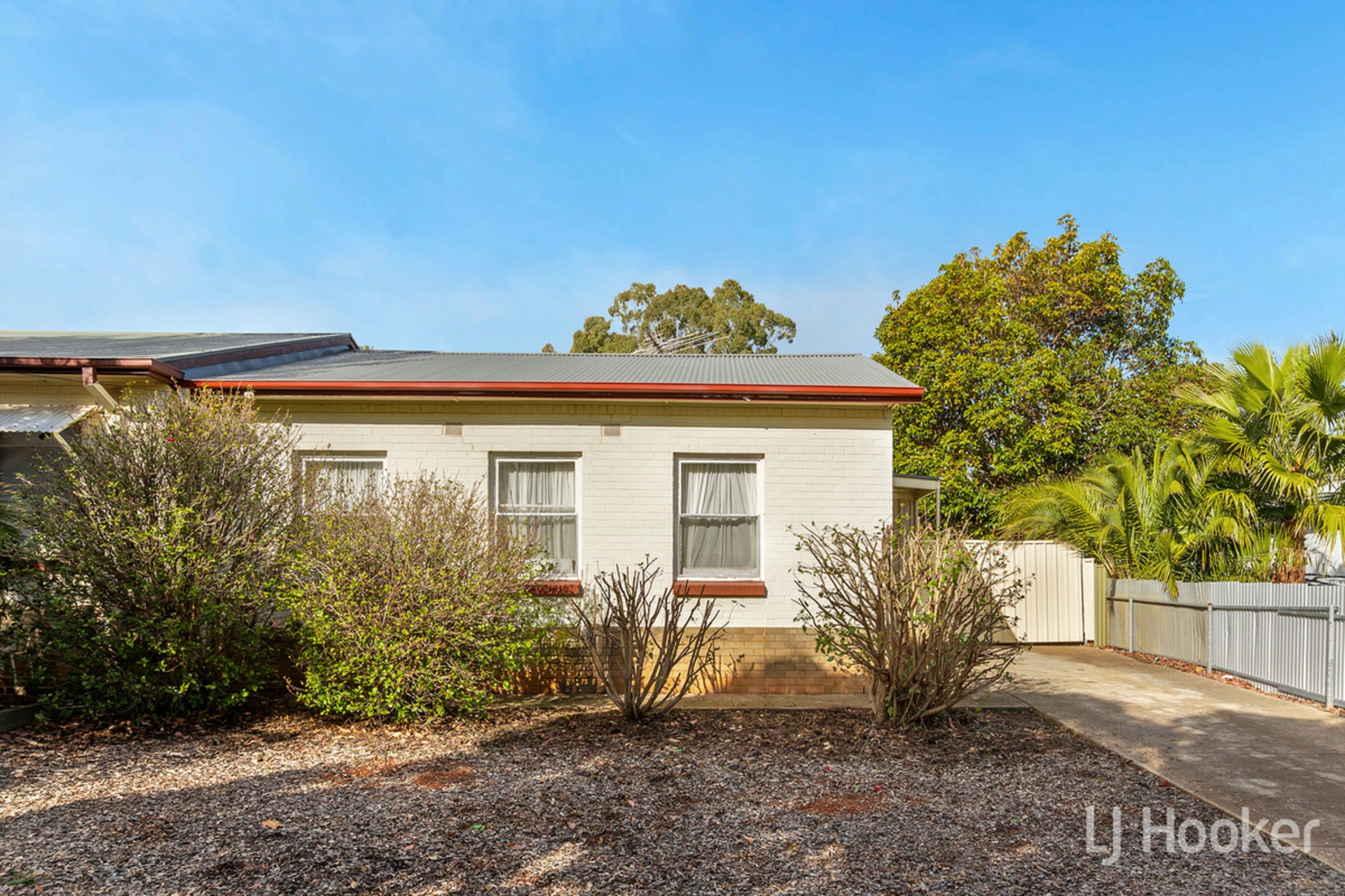 24 Northampton Crescent, ELIZABETH EAST