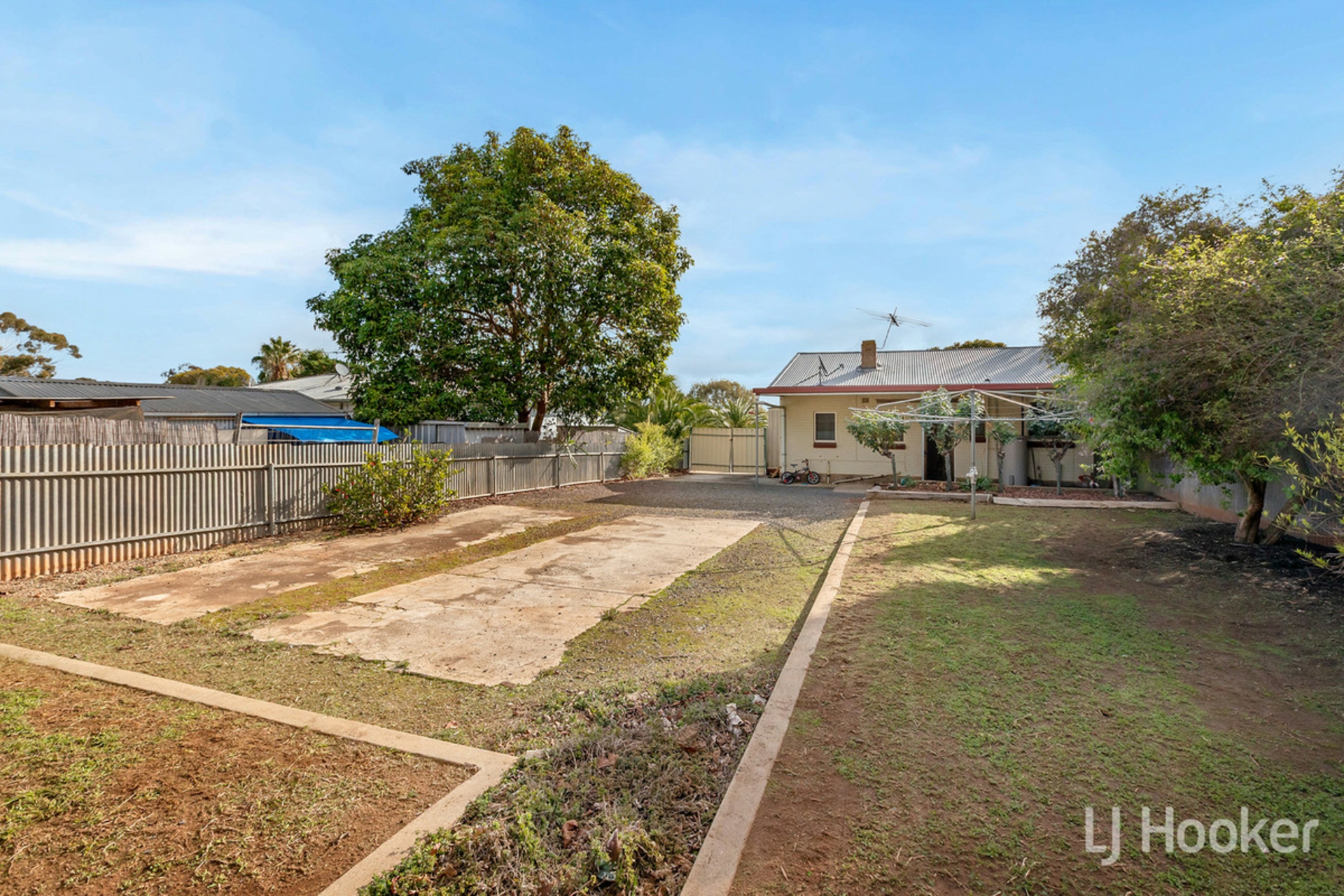 24 Northampton Crescent, ELIZABETH EAST
