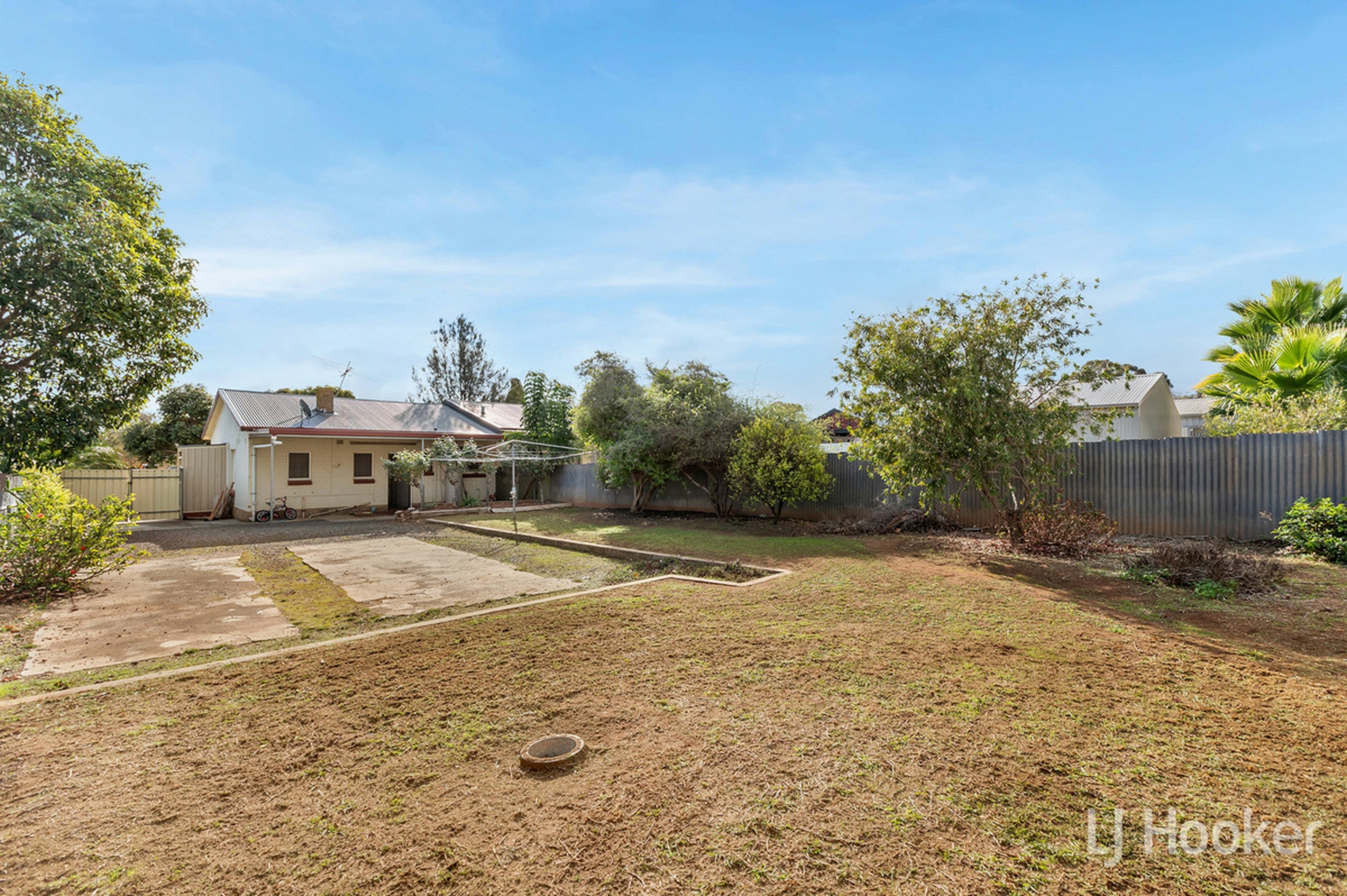 24 Northampton Crescent, ELIZABETH EAST