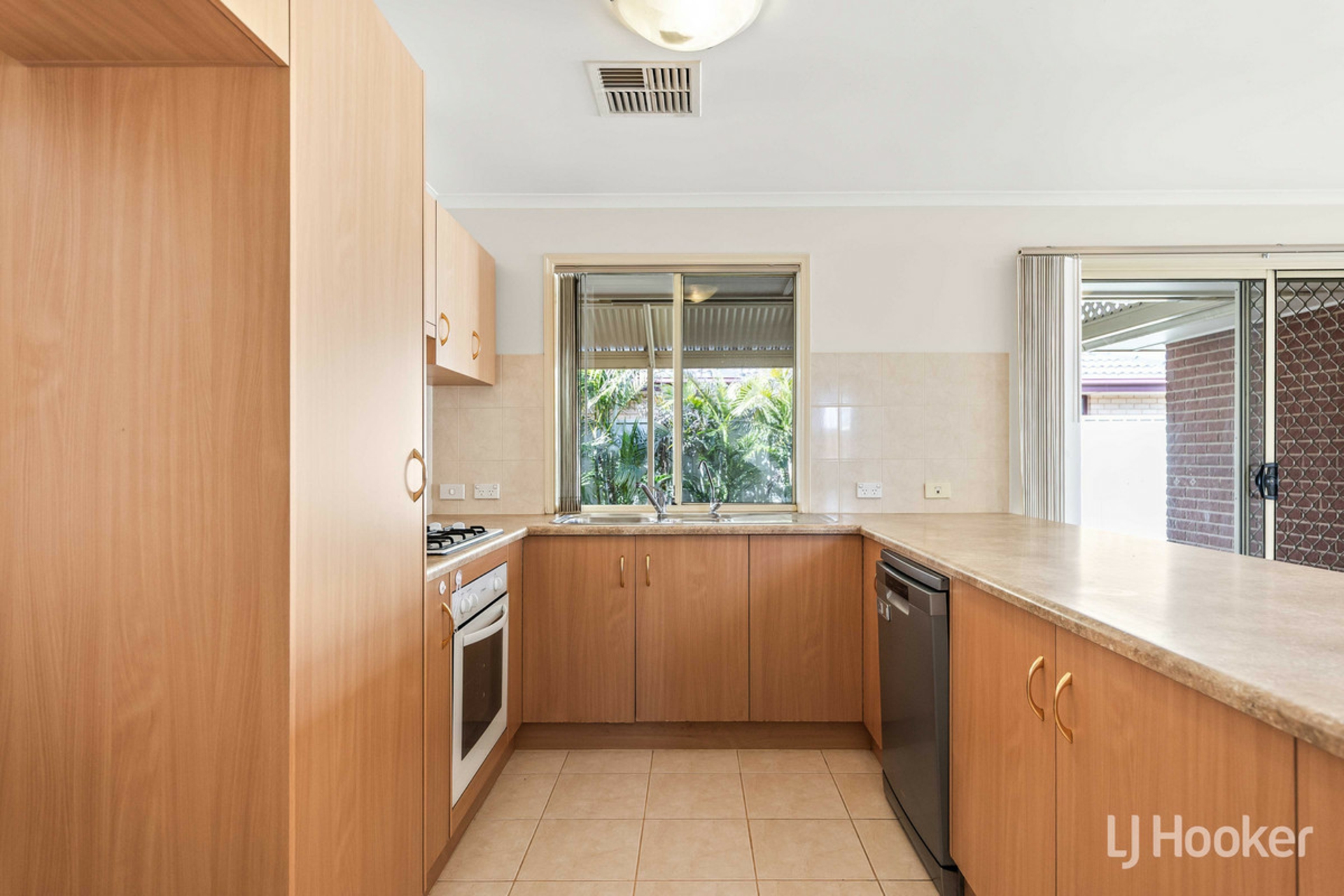 22 Amberwell Terrace — photo 13 of 30