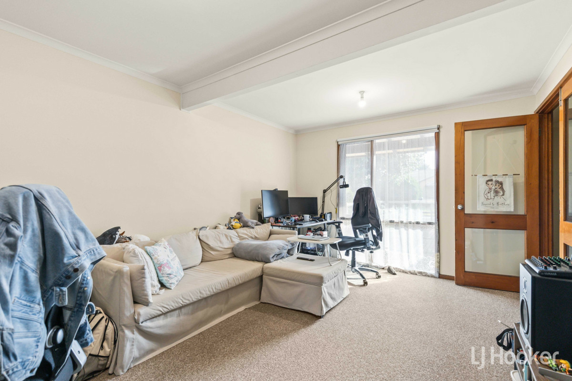 9/47 Amsterdam Crescent — photo 4 of 25