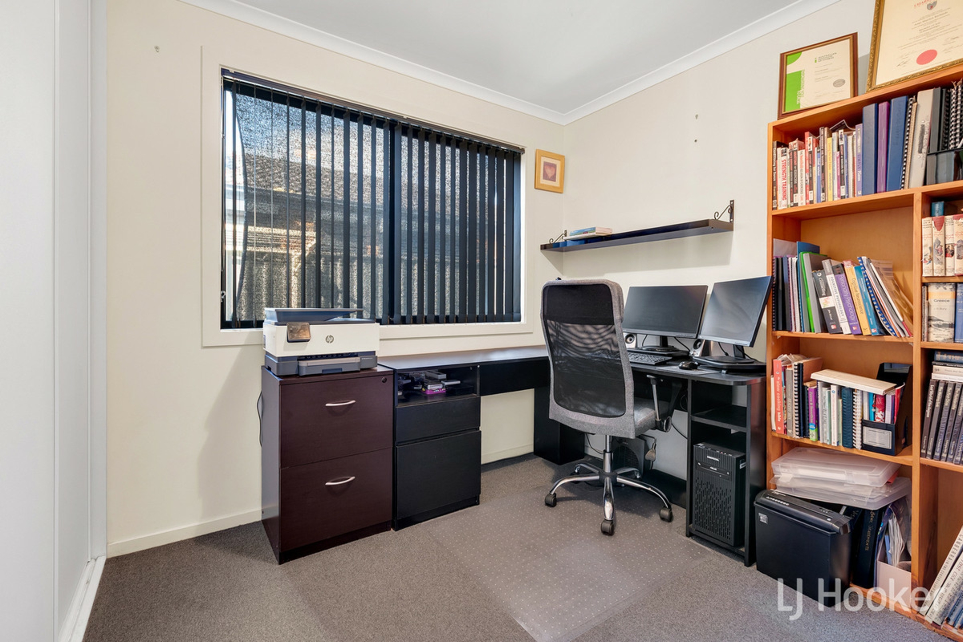 10 Cassia Street — photo 10 of 22