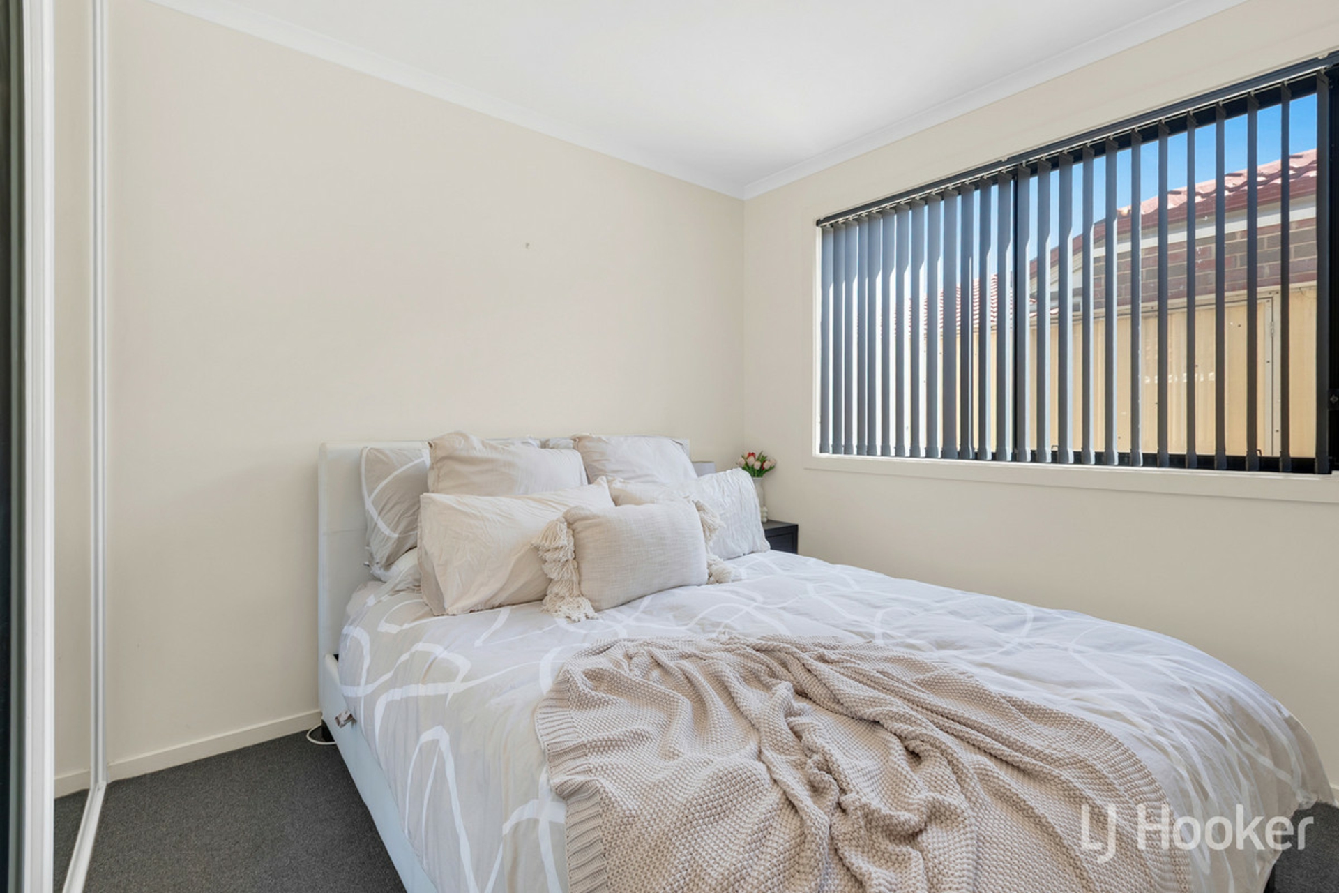 10 Cassia Street — photo 11 of 22
