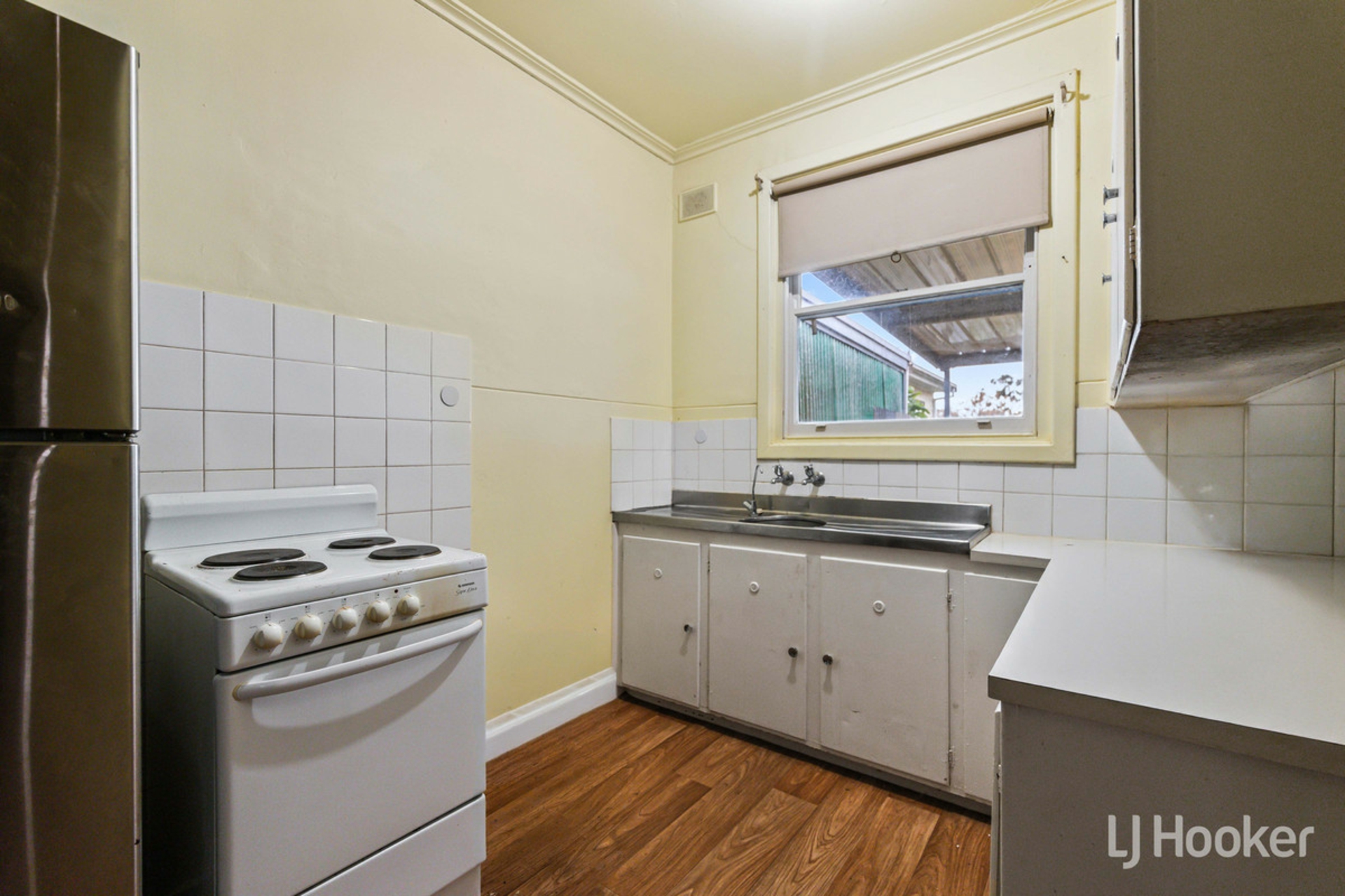 191 Hogarth Road — photo 11 of 26