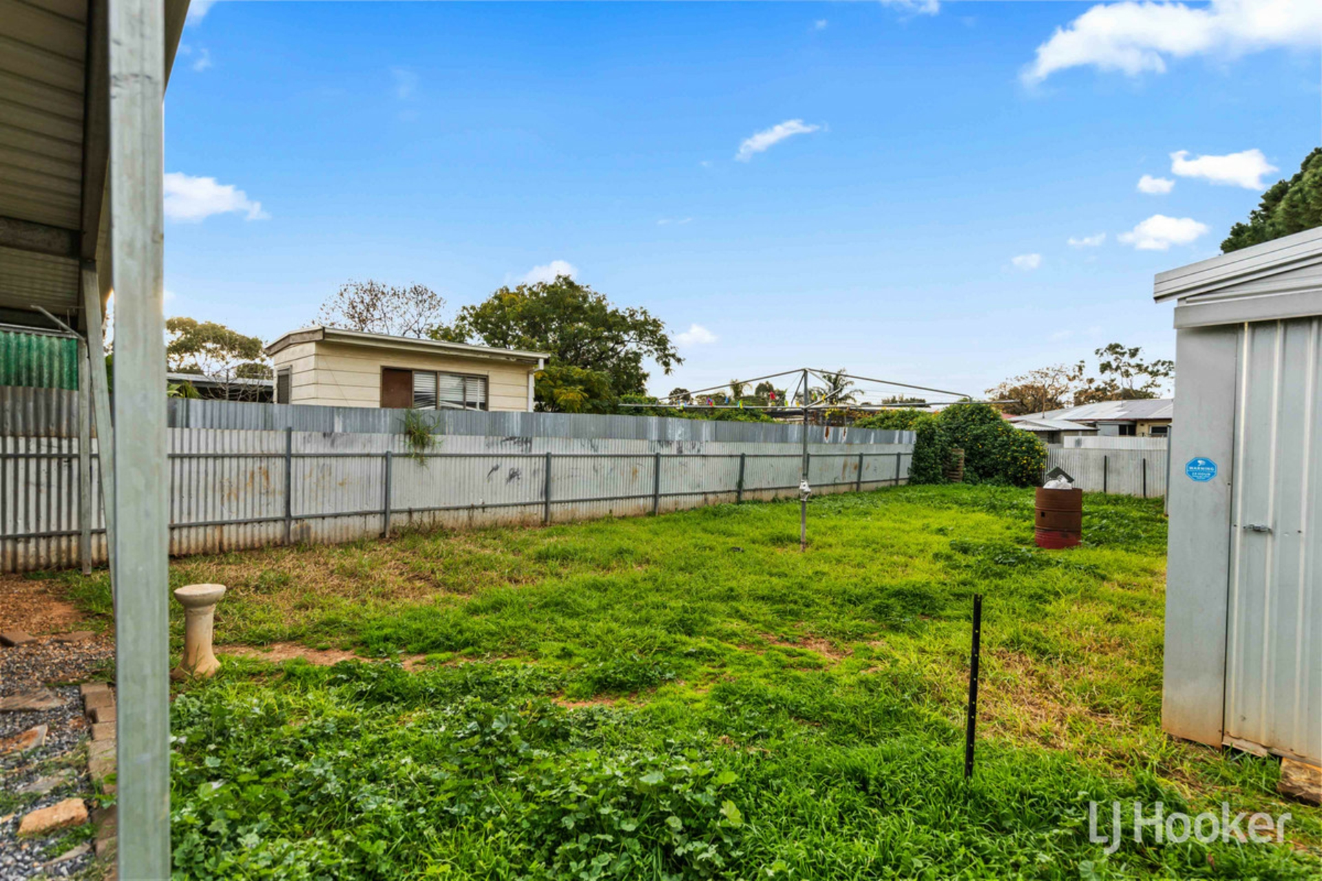 191 Hogarth Road — photo 18 of 26