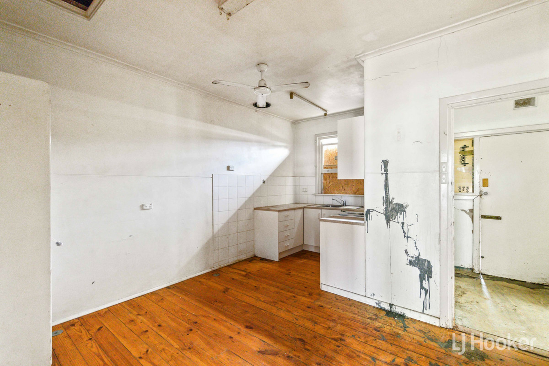7 & 9 Gilmore Street — photo 16 of 28