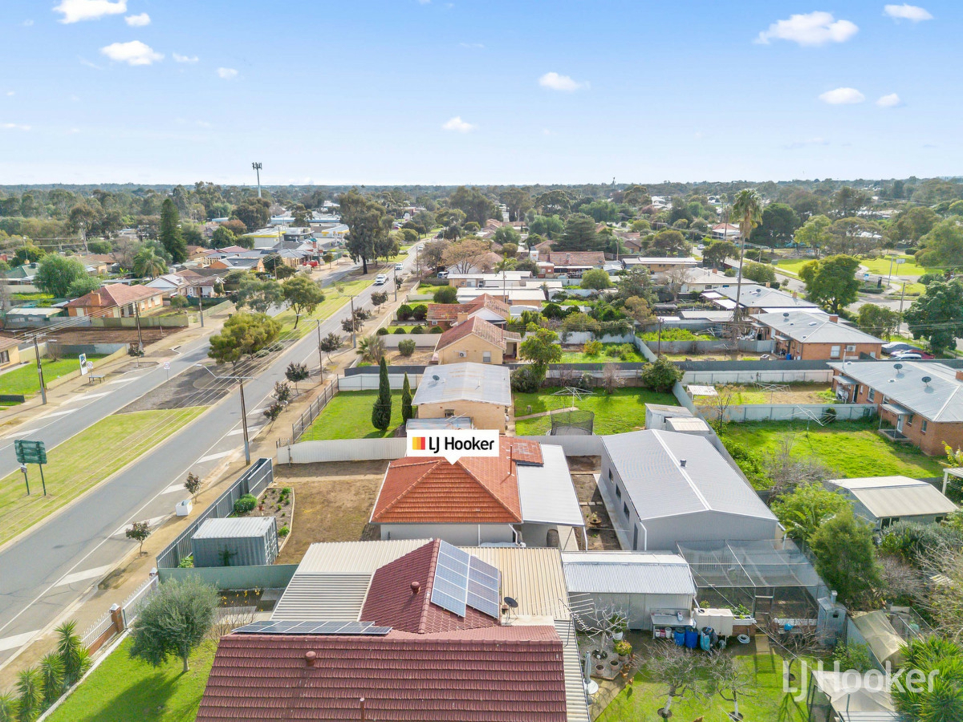 12 Peachey Road — photo 25 of 29
