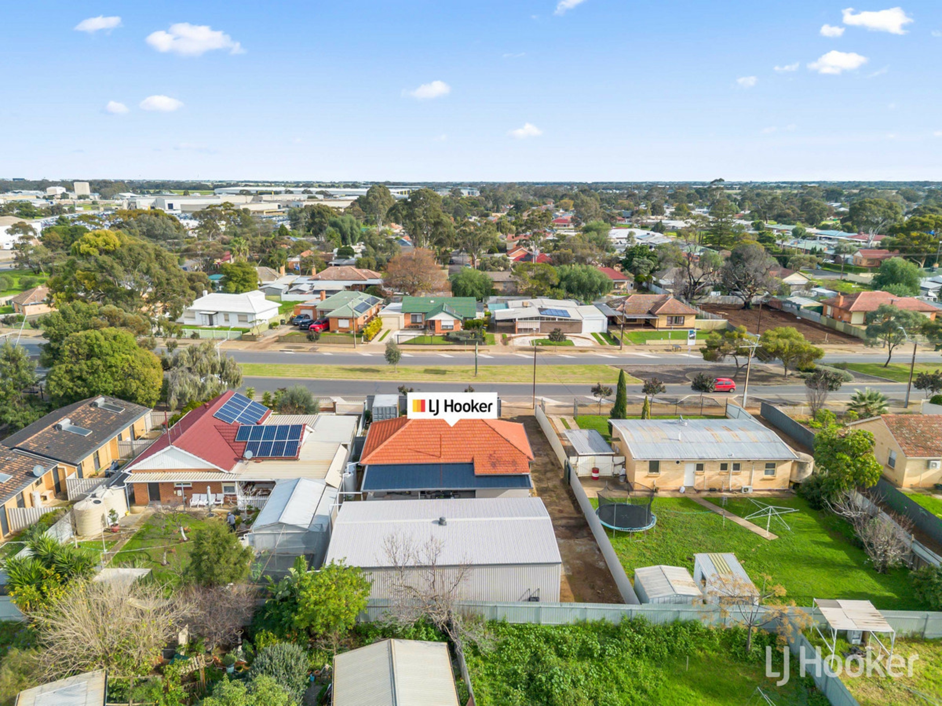 12 Peachey Road — photo 26 of 29