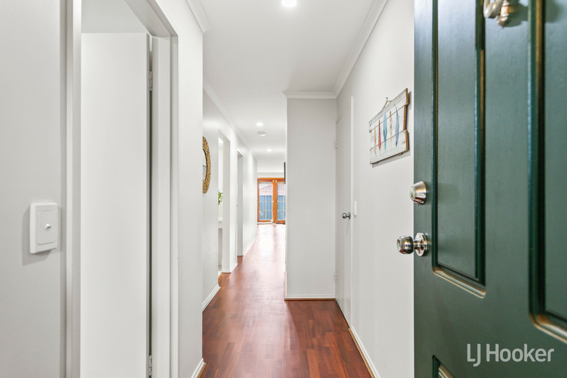 10 Silvertop Court — photo 4 of 30