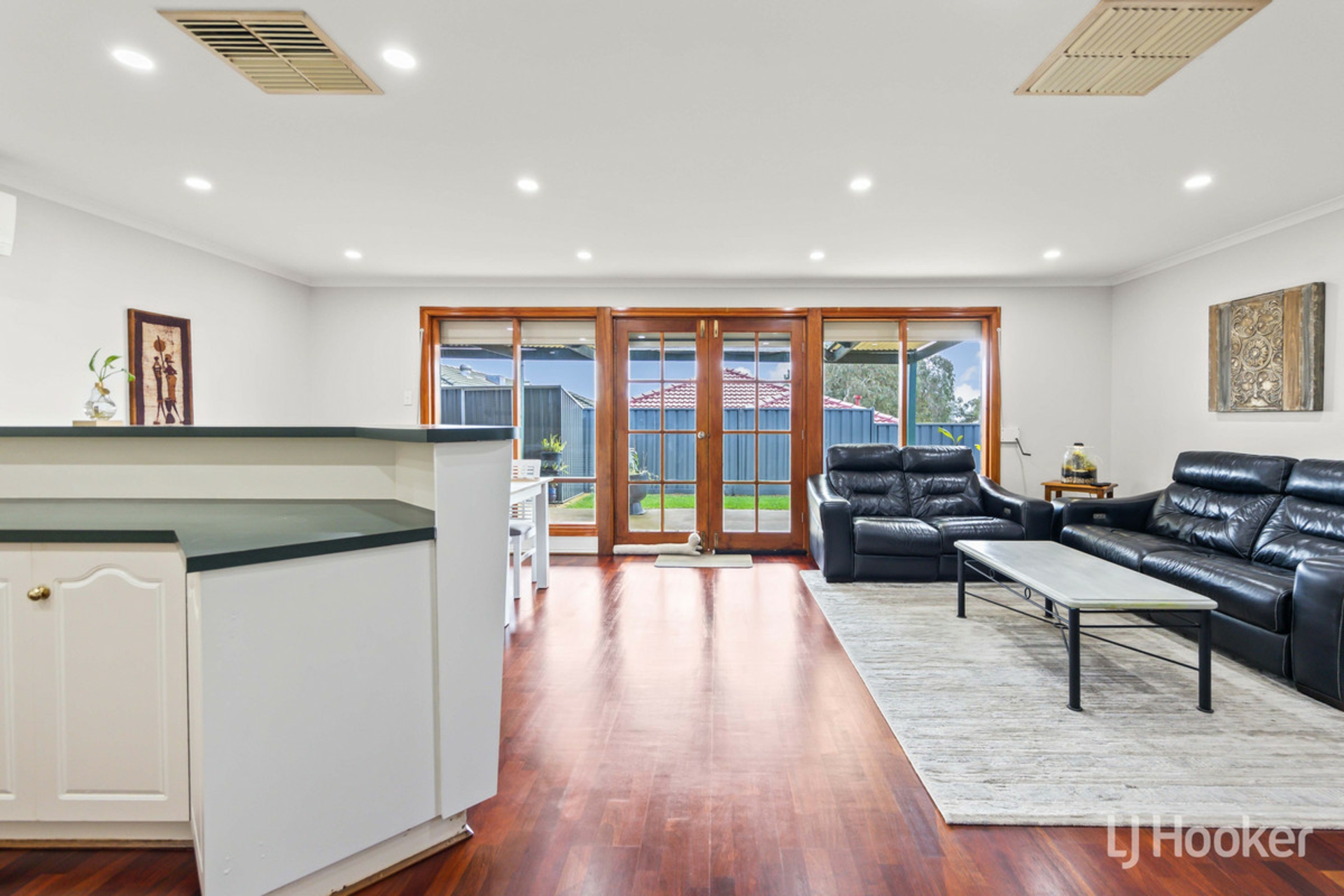 10 Silvertop Court — photo 5 of 30