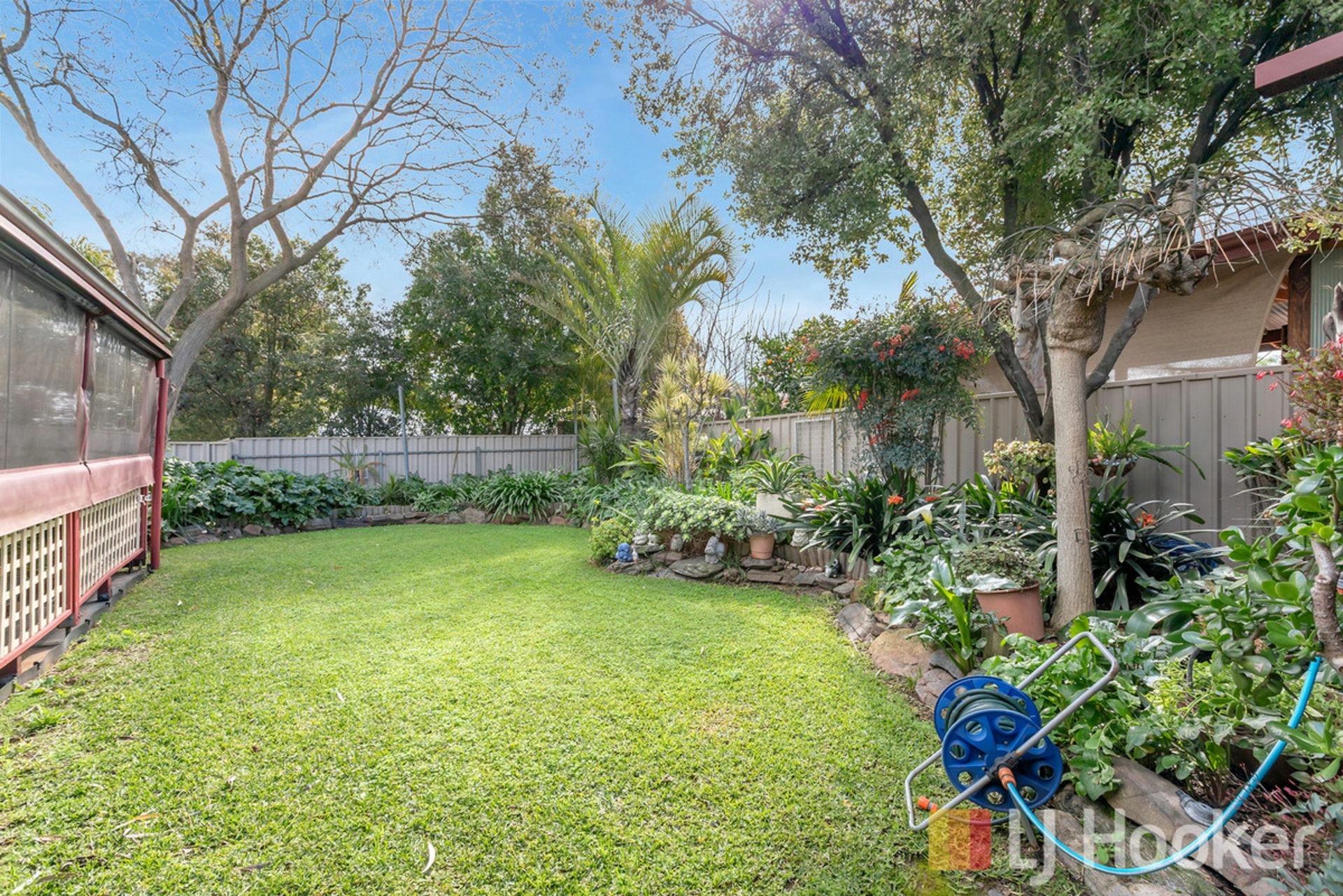 12 Somerset Grove — photo 25 of 30