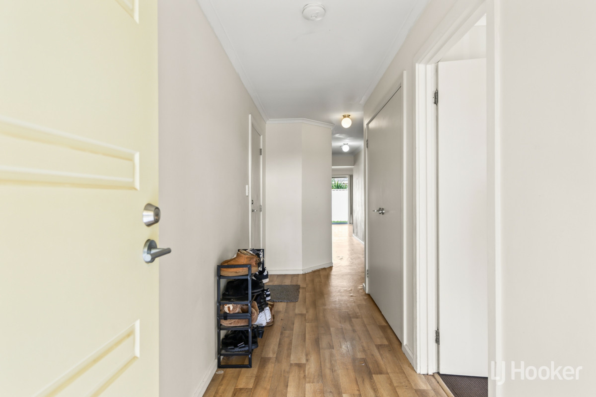 20 Brampton Court — photo 5 of 29