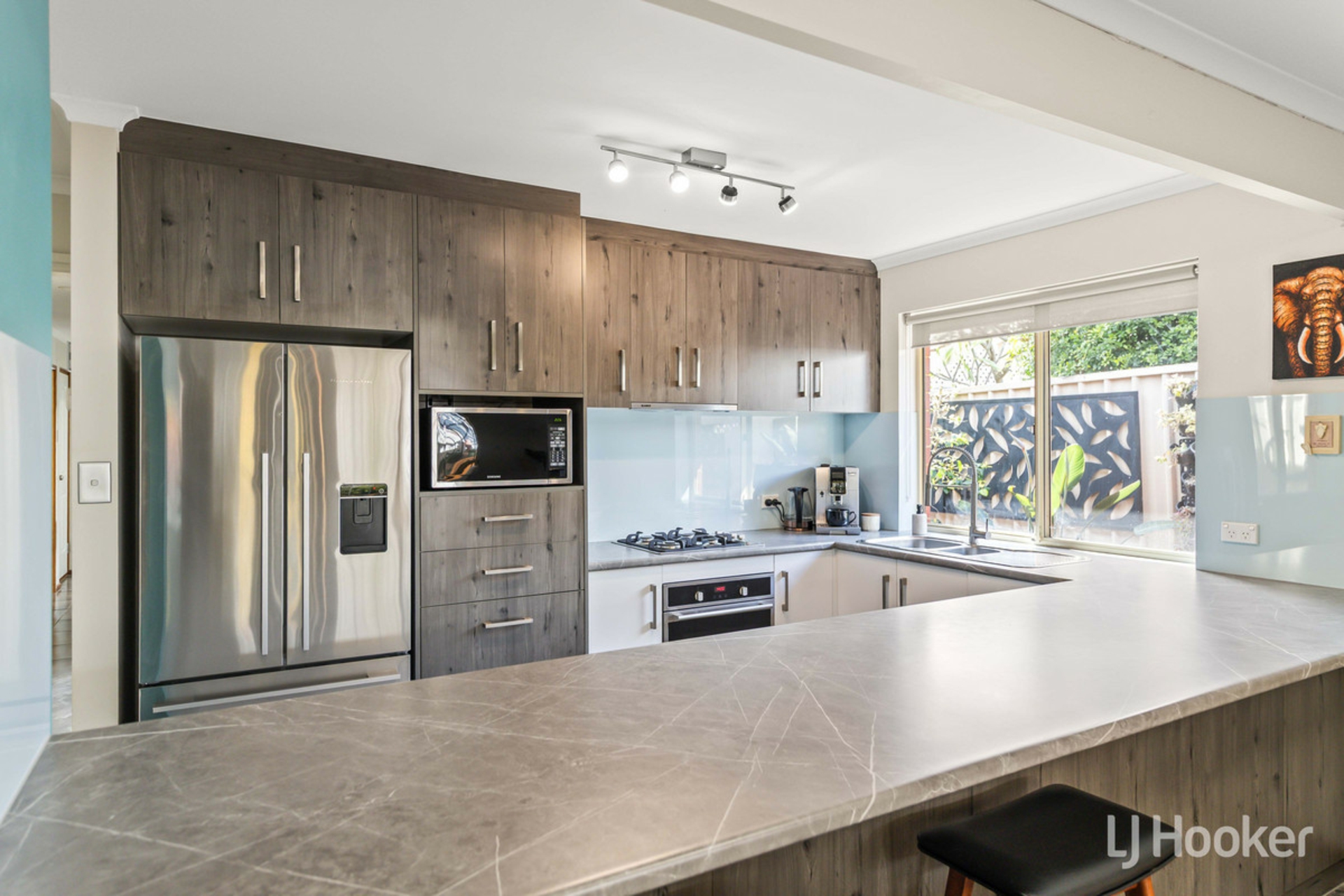 8 Nicholas Court — photo 10 of 30