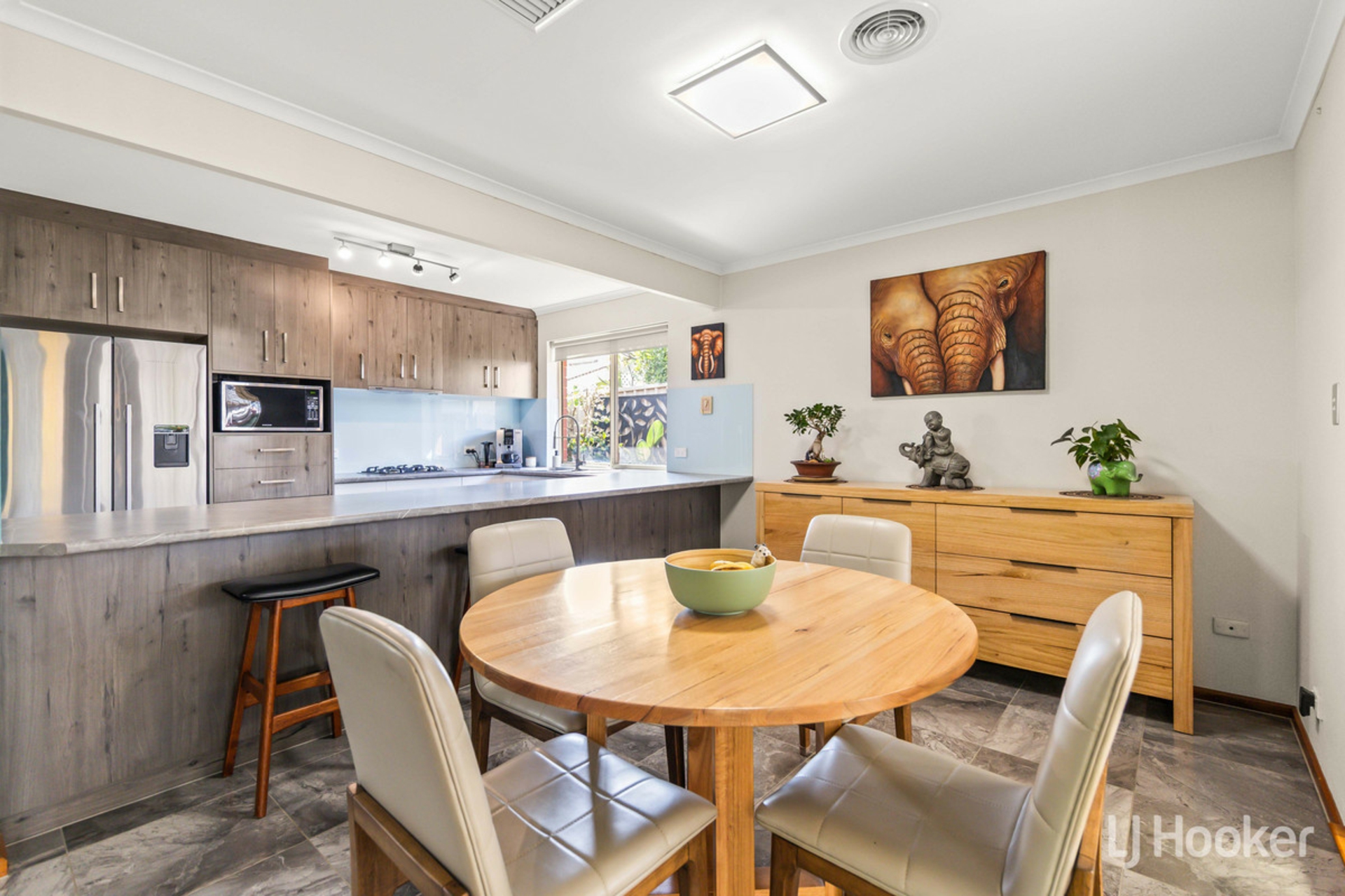 8 Nicholas Court — photo 14 of 30