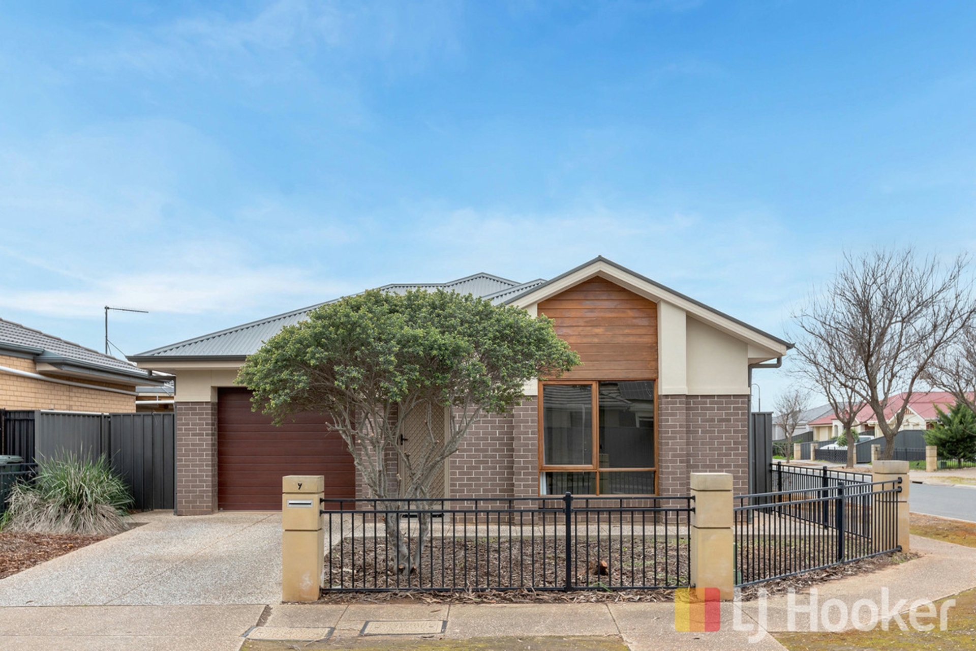 9 Jindabyne Street — photo from LJ Hooker Craigmore | Elizabeth | Salisbury