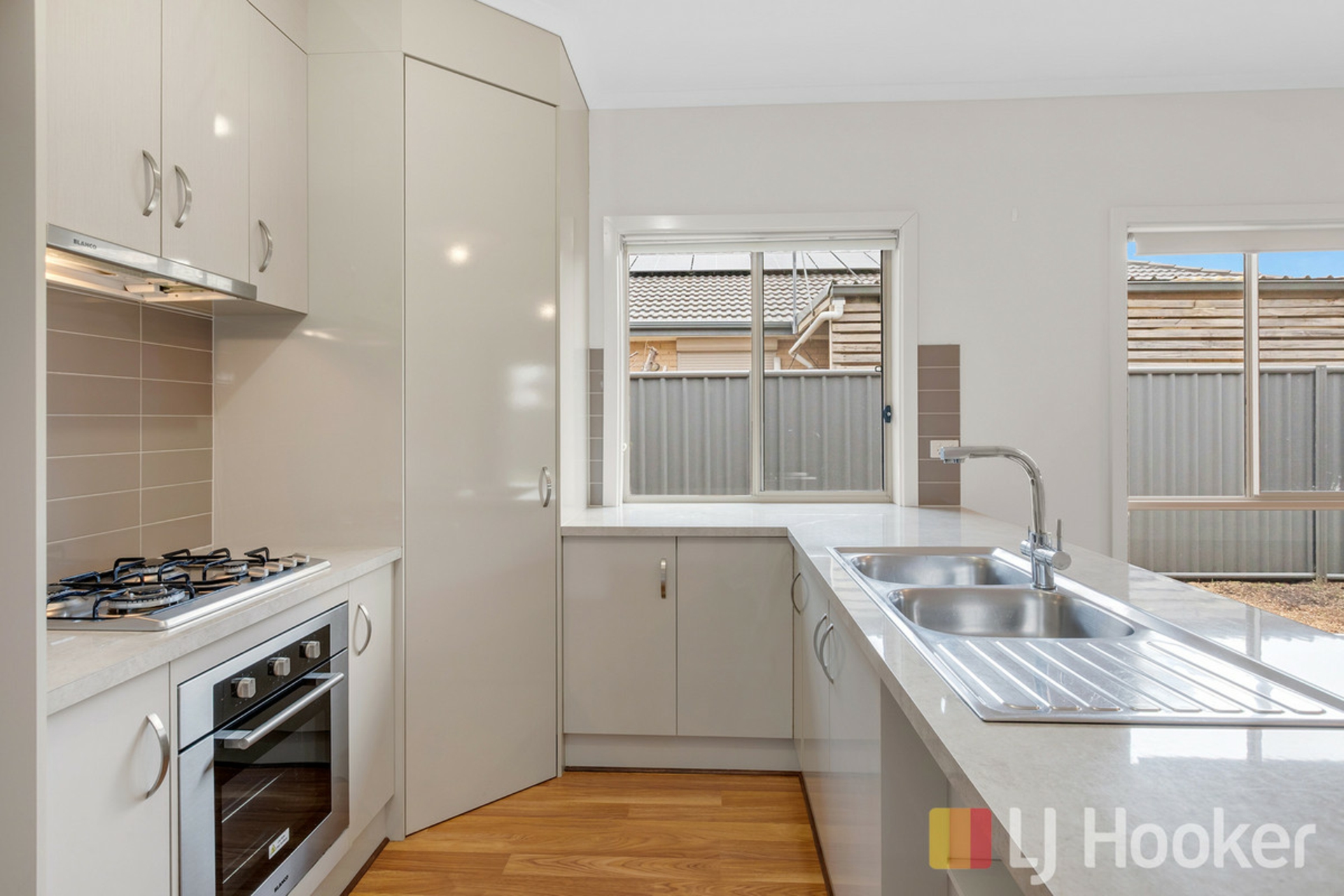9 Jindabyne Street — photo 5 of 26