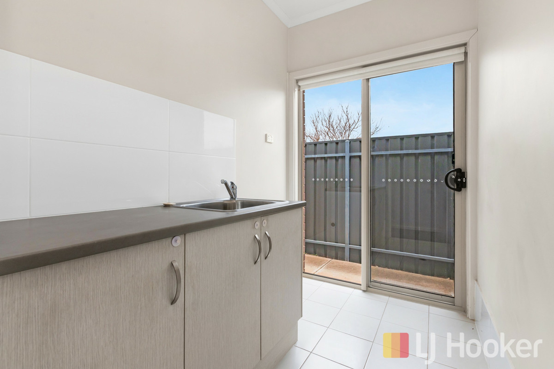 9 Jindabyne Street — photo 15 of 26