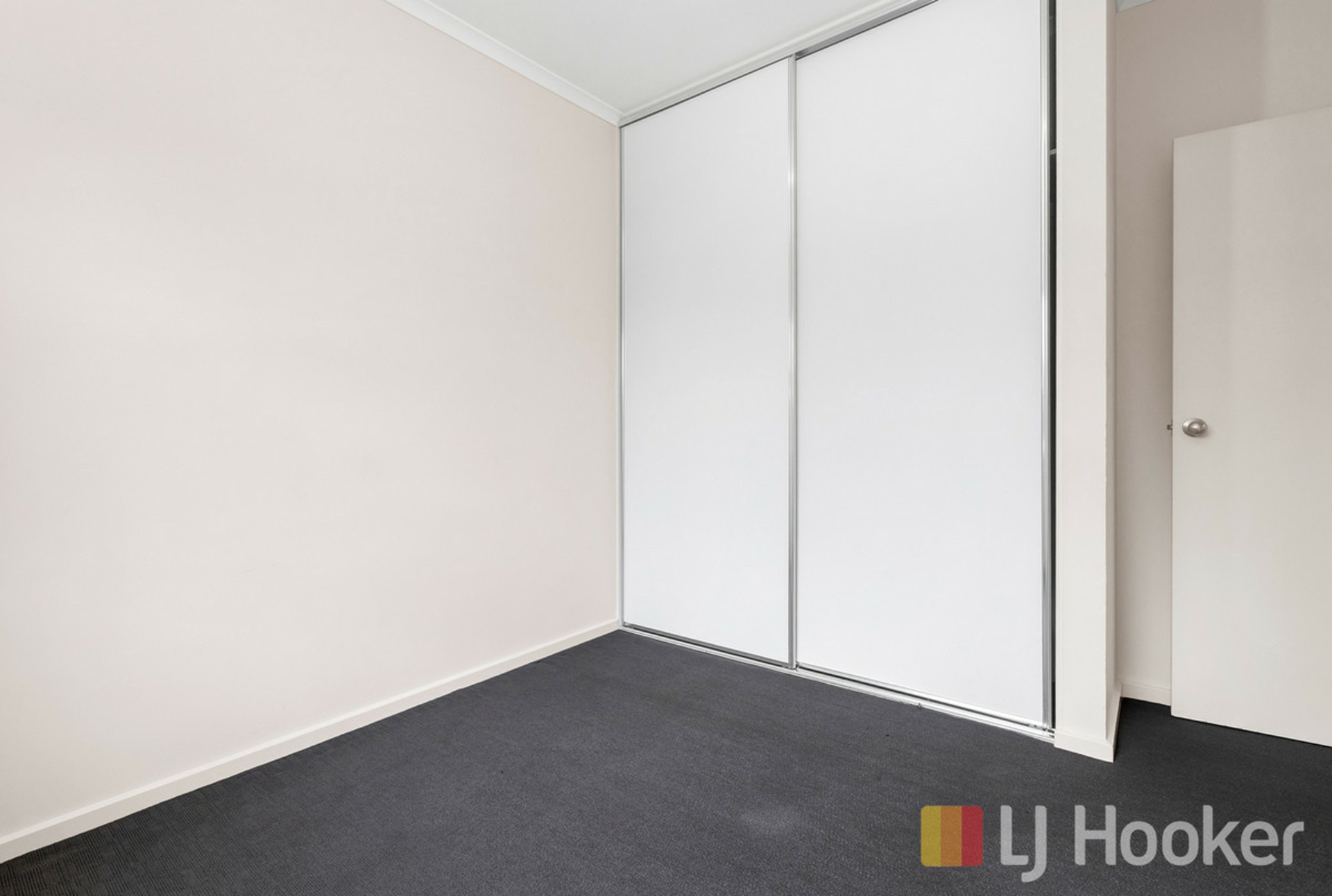 9 Jindabyne Street — photo 18 of 26