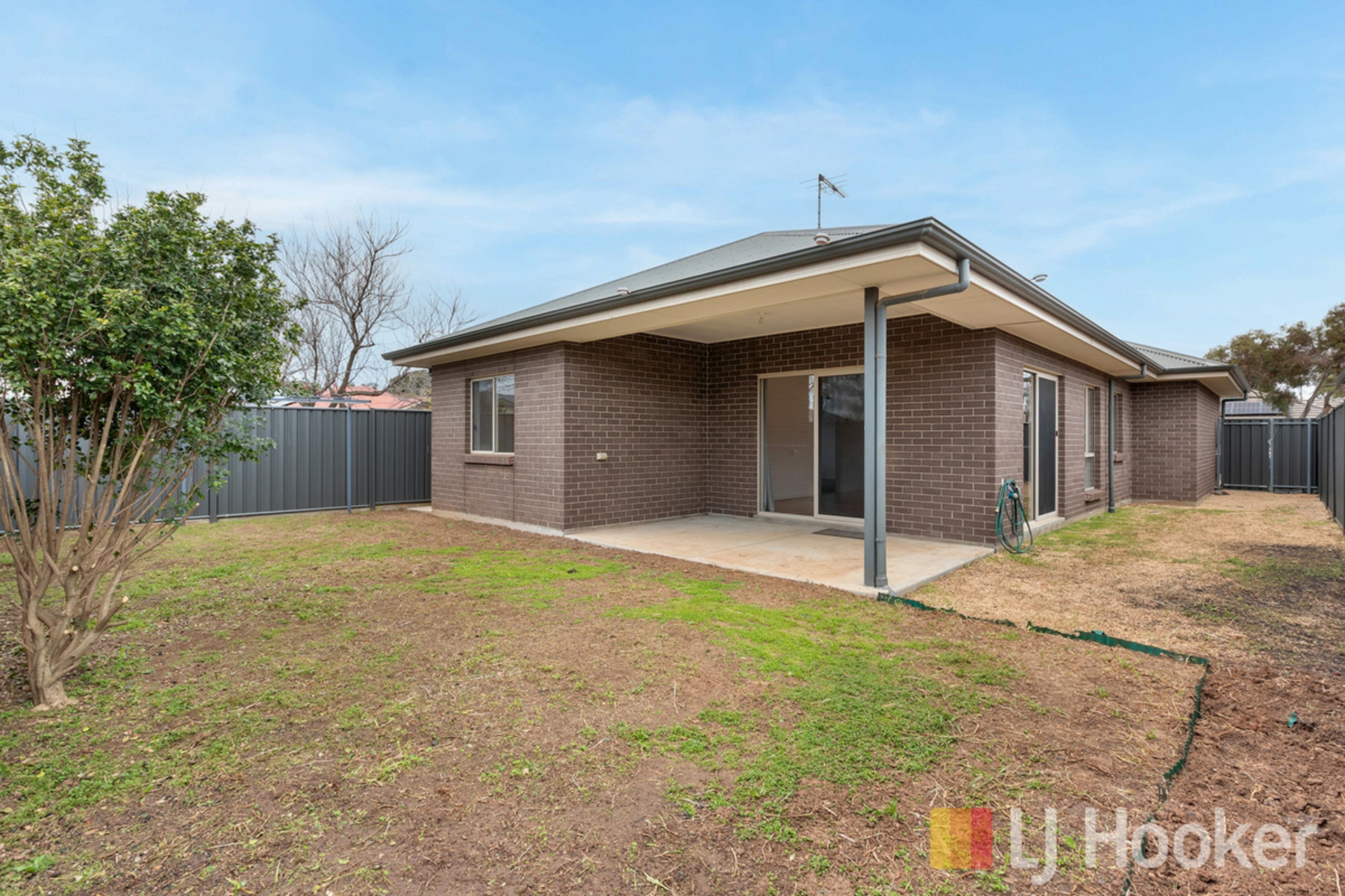 9 Jindabyne Street — photo 22 of 26