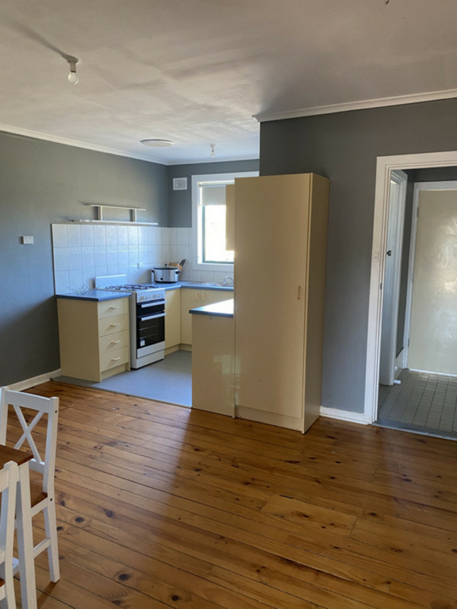 11 Tollerdown Street — photo 11 of 22