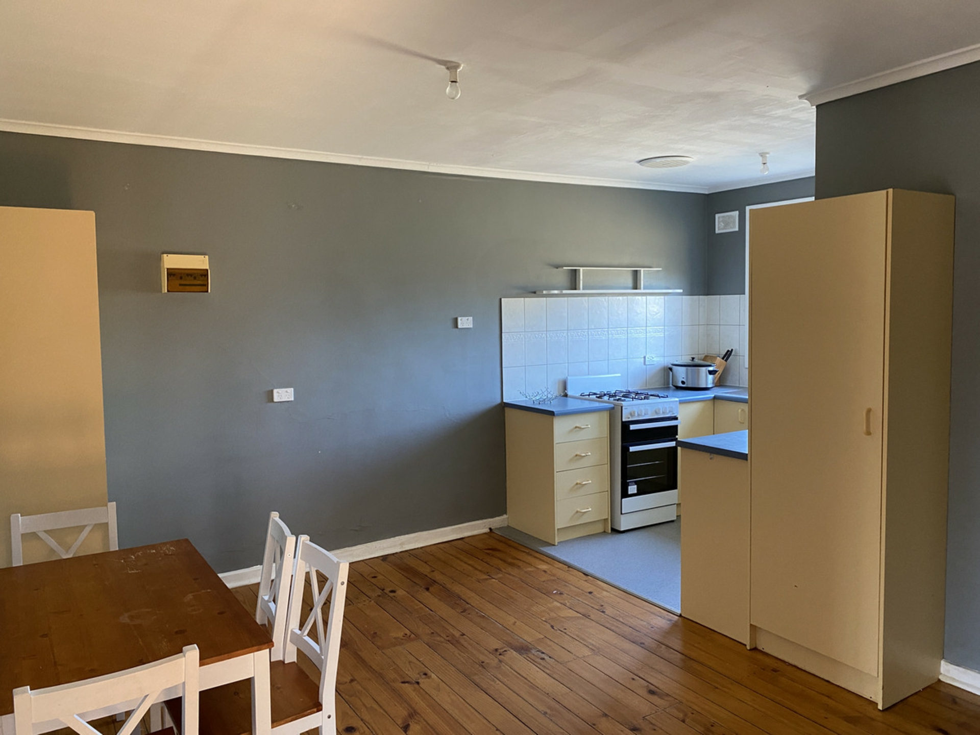 11 Tollerdown Street — photo 14 of 22