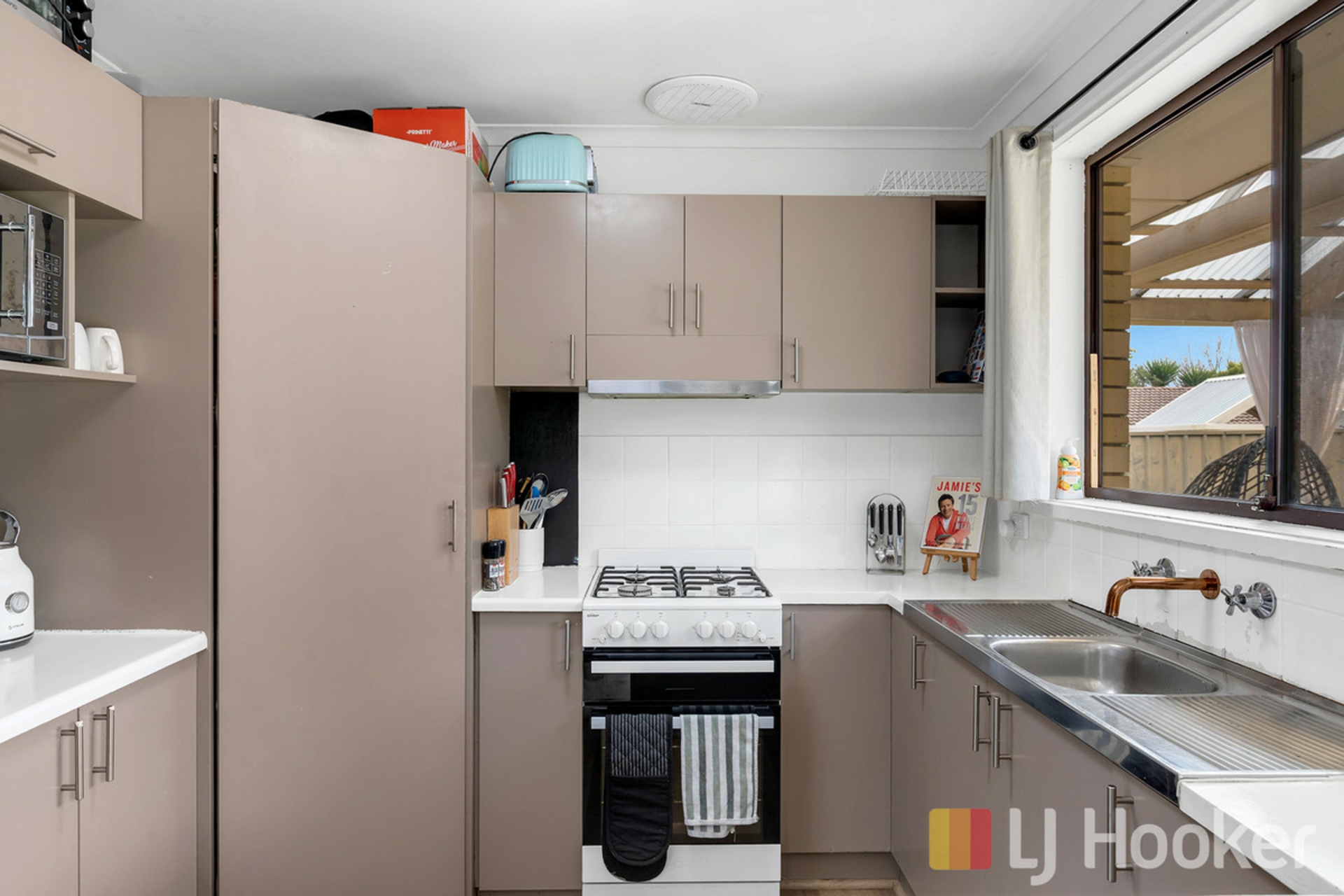58 Kanimbla Crescent — photo 7 of 24