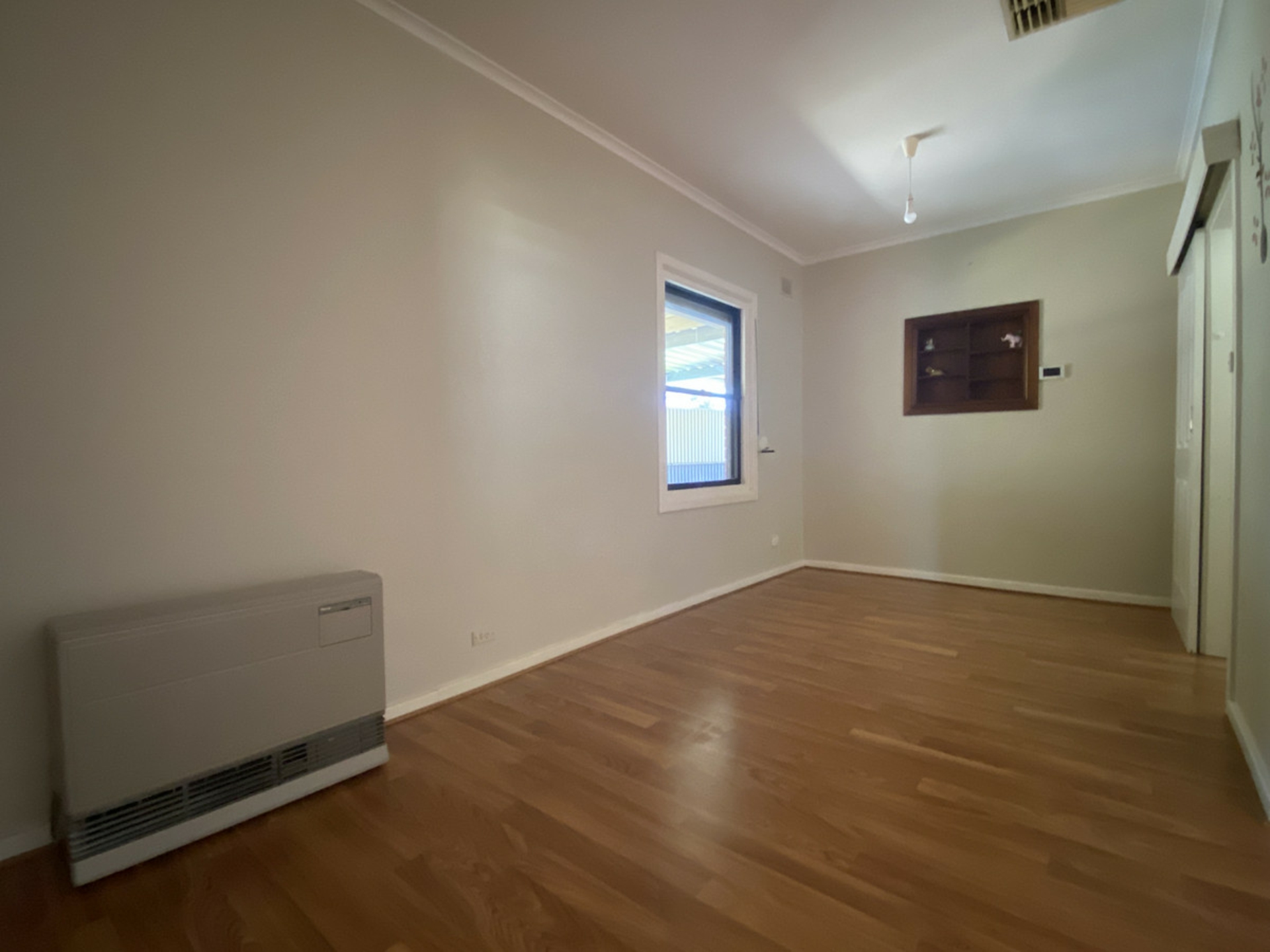 36 Chaddenwick Road — photo 5 of 22