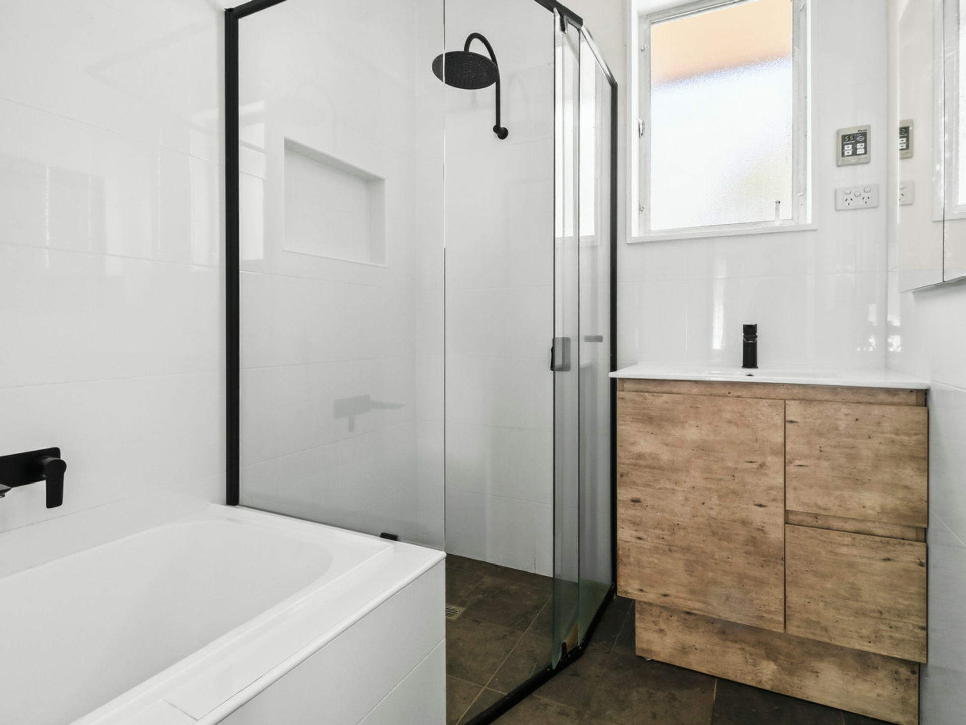 19 Eva Avenue — photo 9 of 13