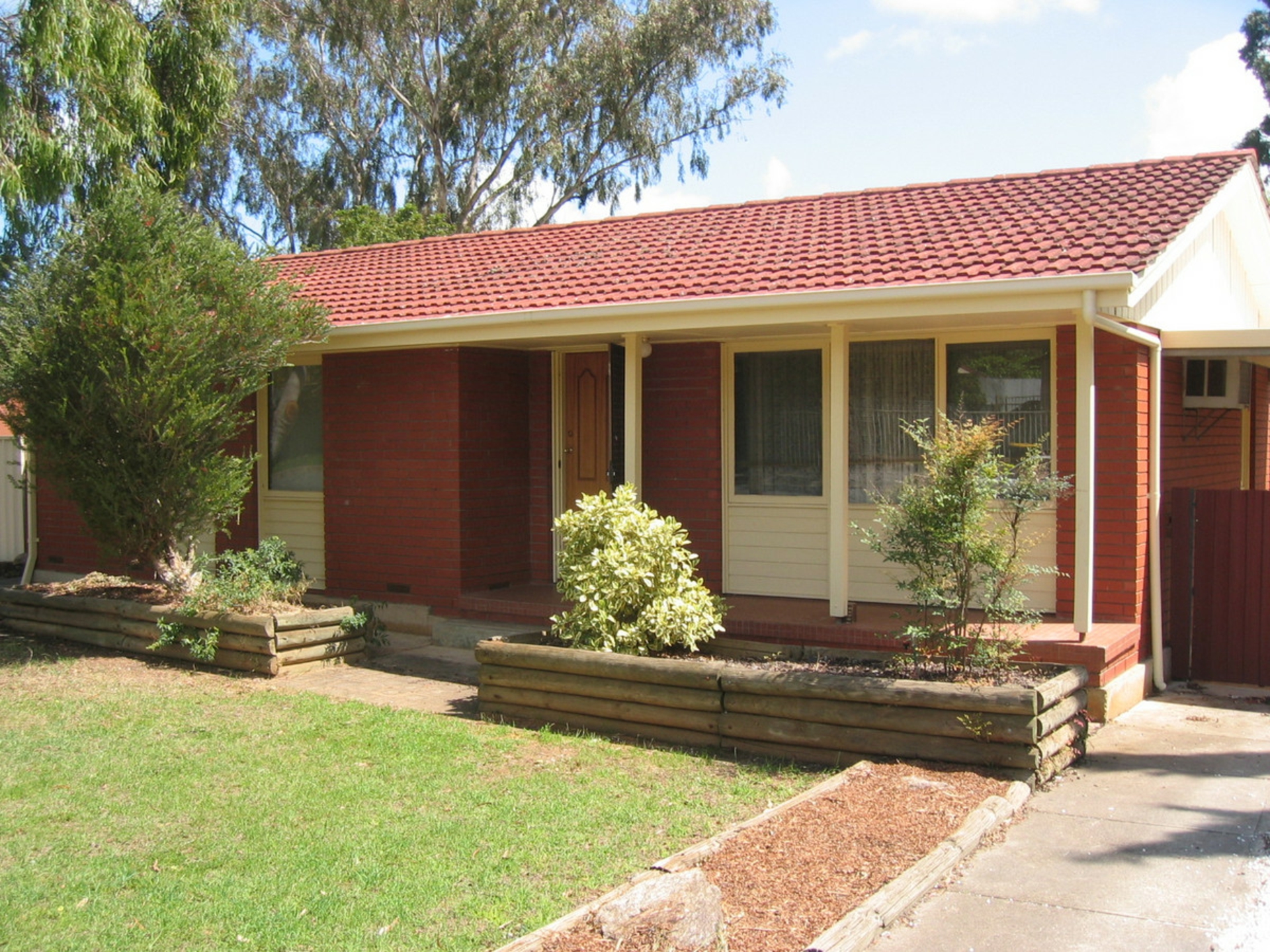 12 Hawker Crescent — photo from LJ Hooker Craigmore | Elizabeth | Salisbury