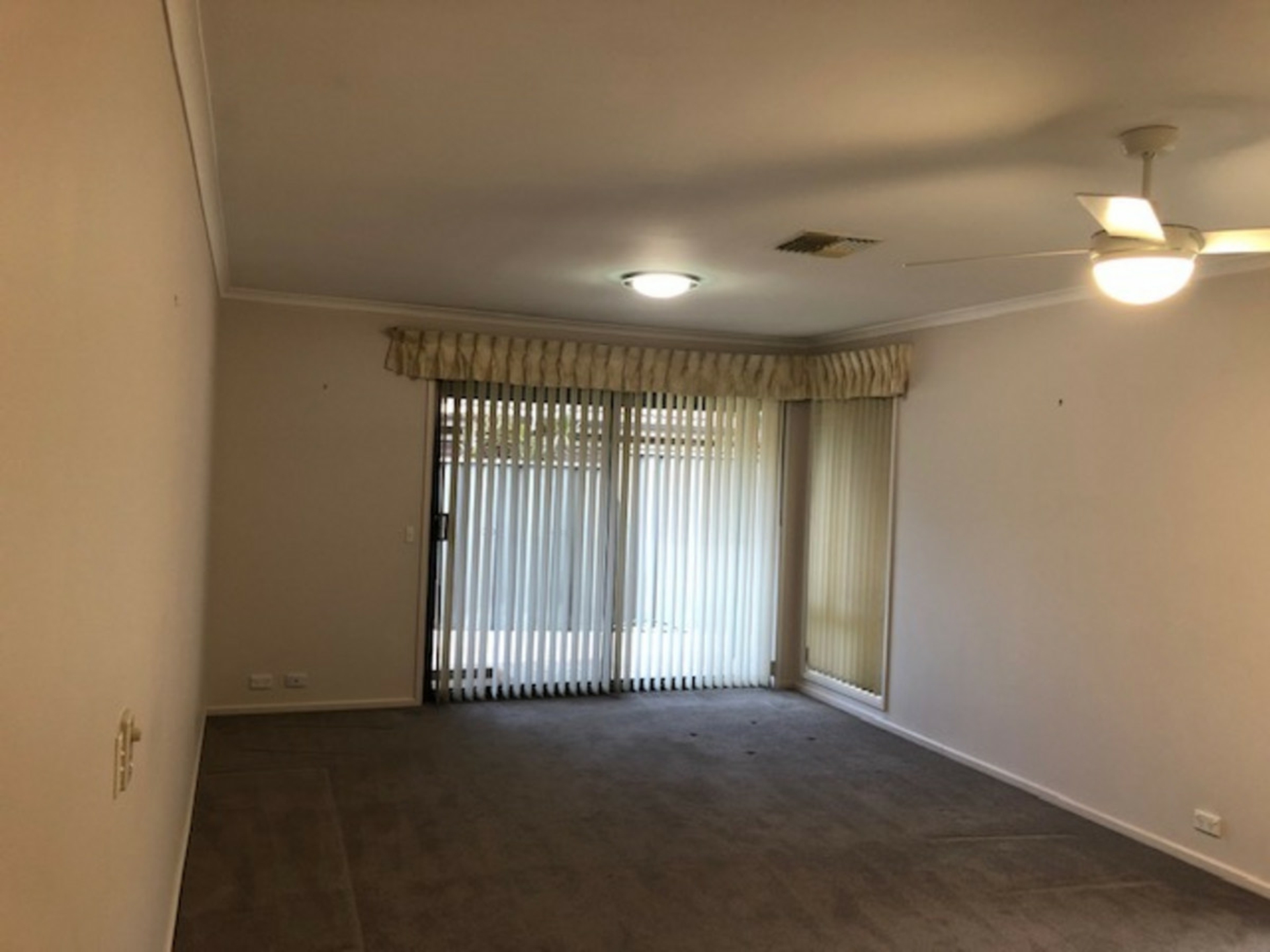 8 Shelter Close — photo 4 of 15