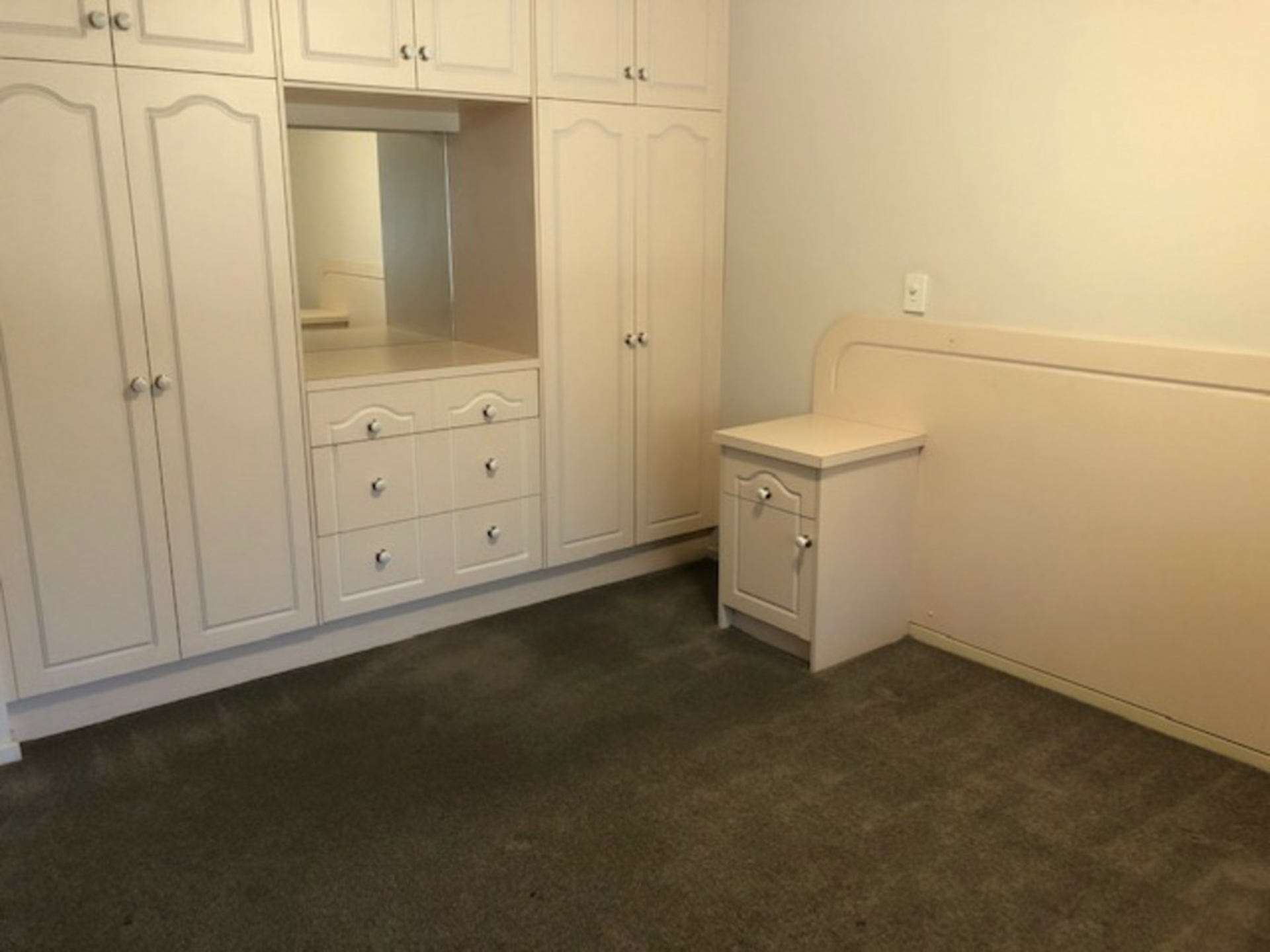 8 Shelter Close — photo 5 of 15