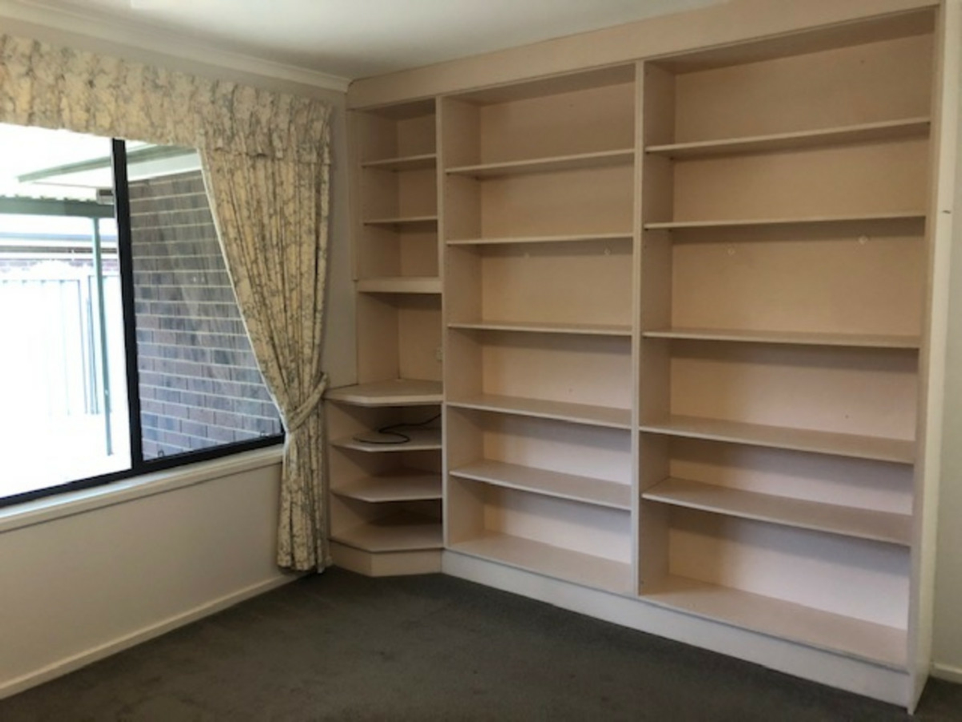8 Shelter Close — photo 8 of 15