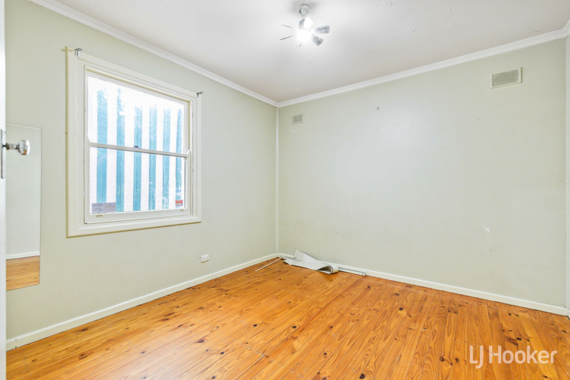 16 Stakes Crescent — photo 11 of 29
