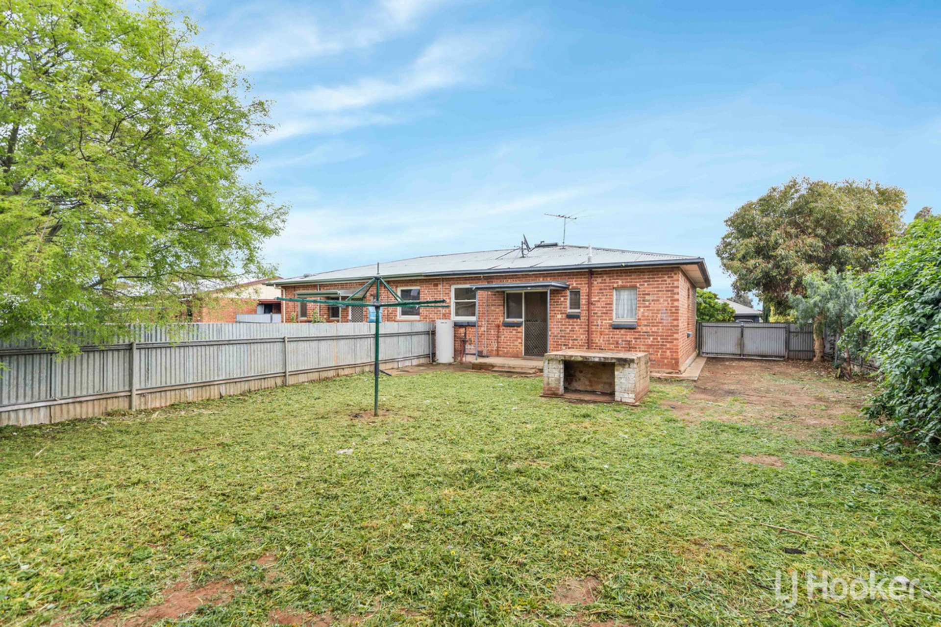 16 Stakes Crescent — photo 19 of 29