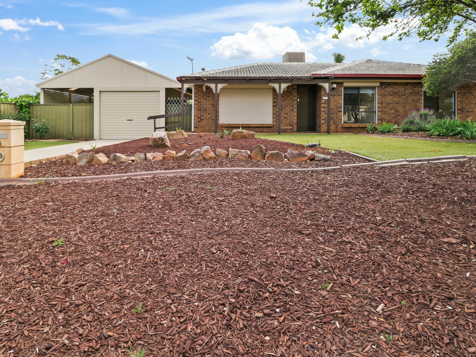 5 Fleetwood Drive — photo from LJ Hooker Craigmore | Elizabeth | Salisbury