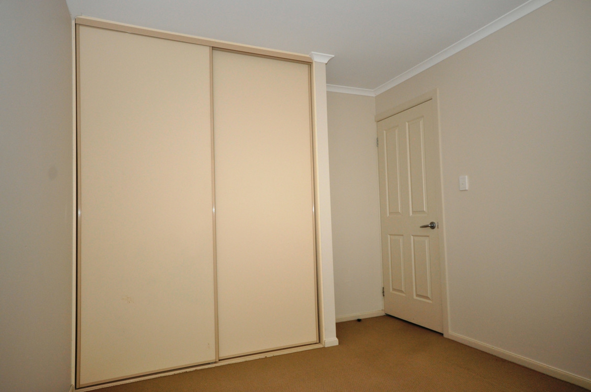 39 Lakeside Drive — photo 14 of 27