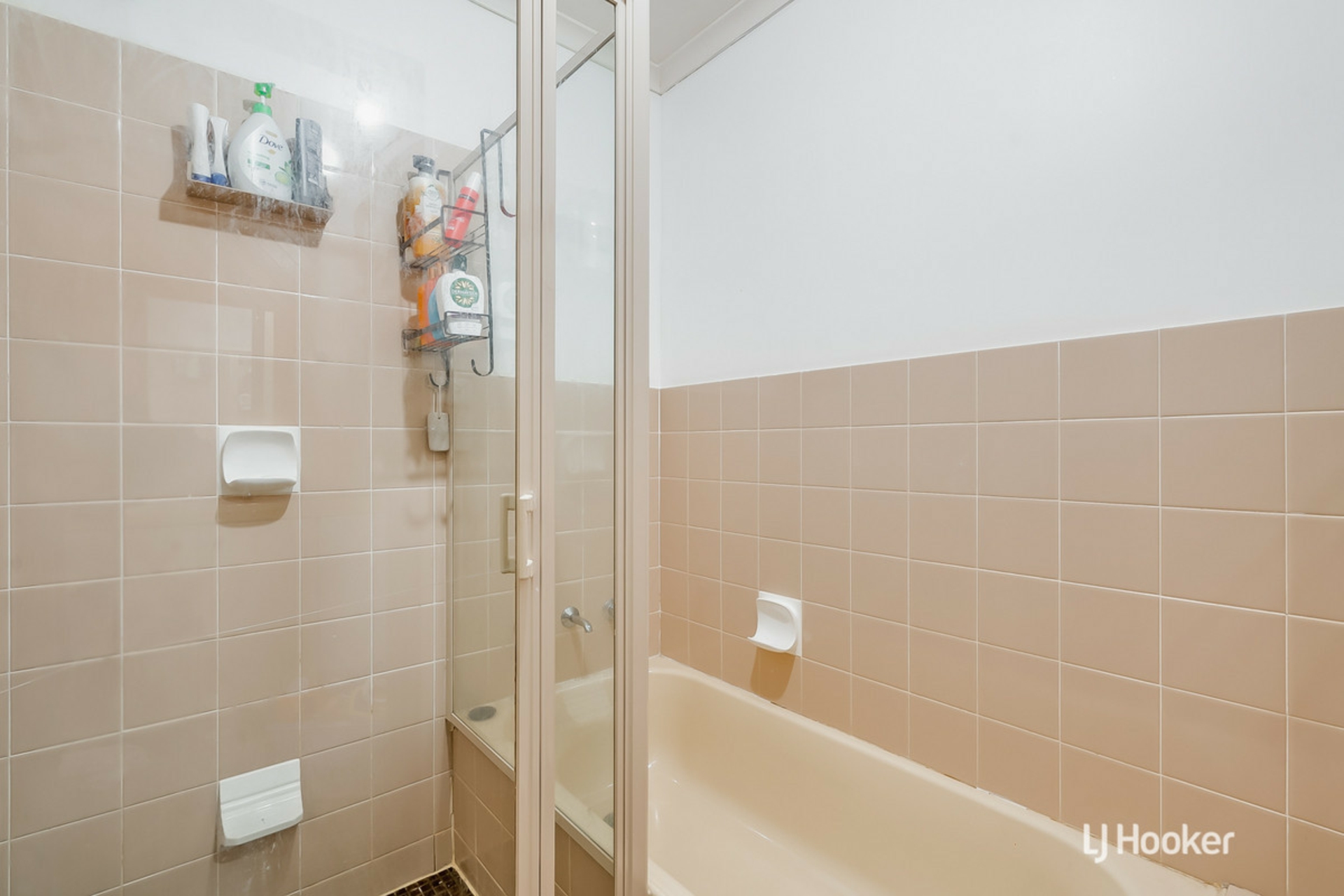 9 Paginton Crescent — photo 11 of 18