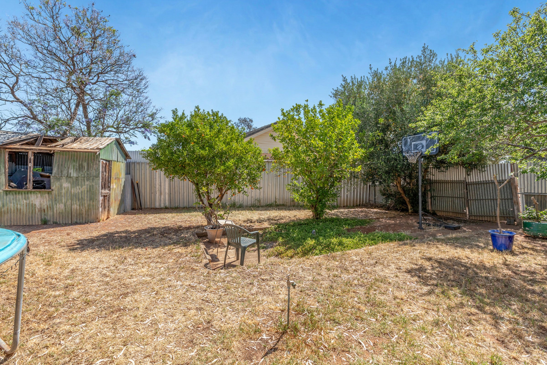 36 Chesterman Street — photo 10 of 14