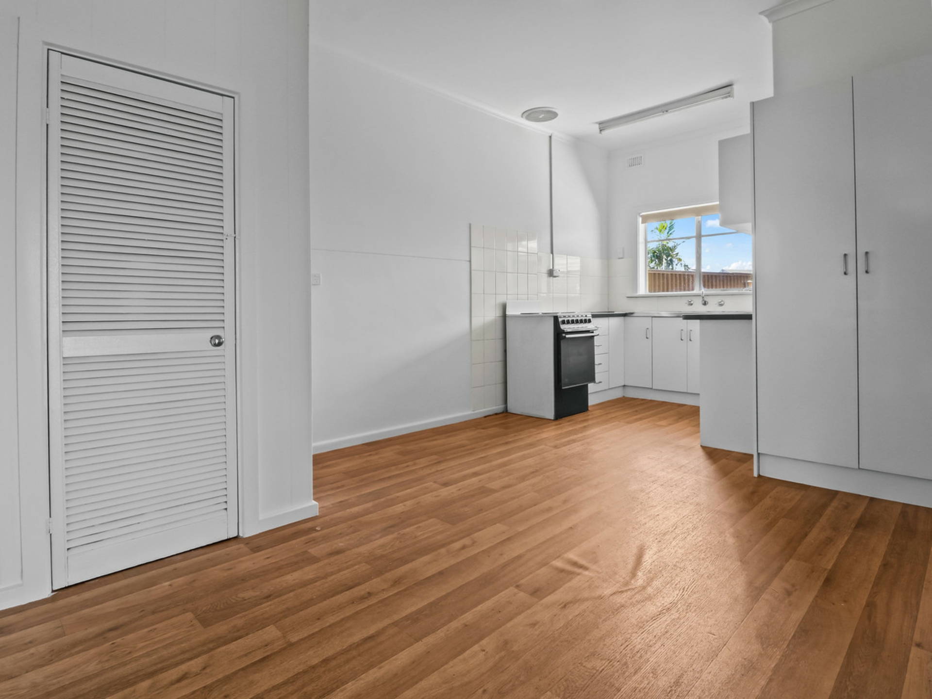 17 Bingham Road — photo 8 of 13
