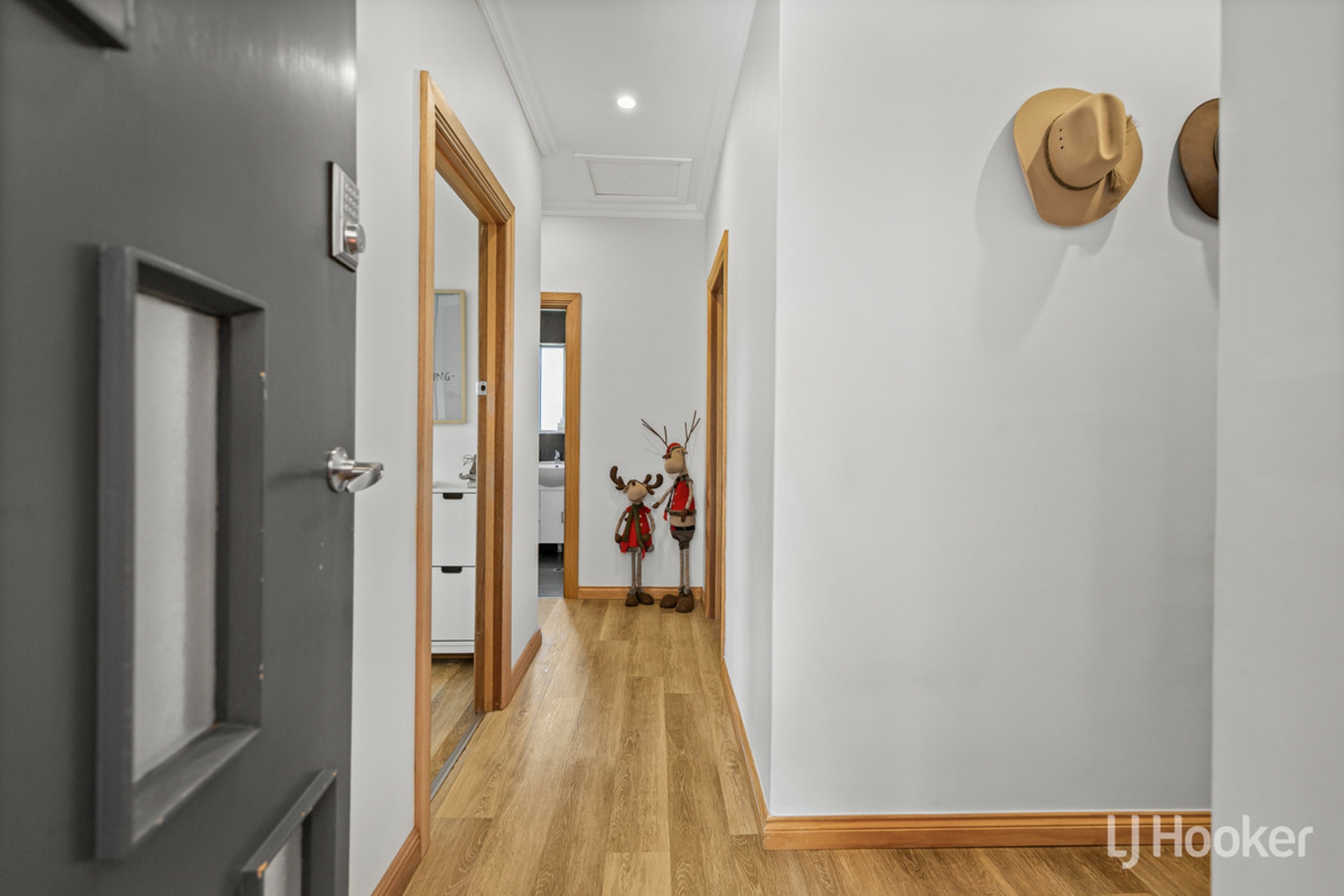 36 Coppleridge Drive — photo 4 of 30