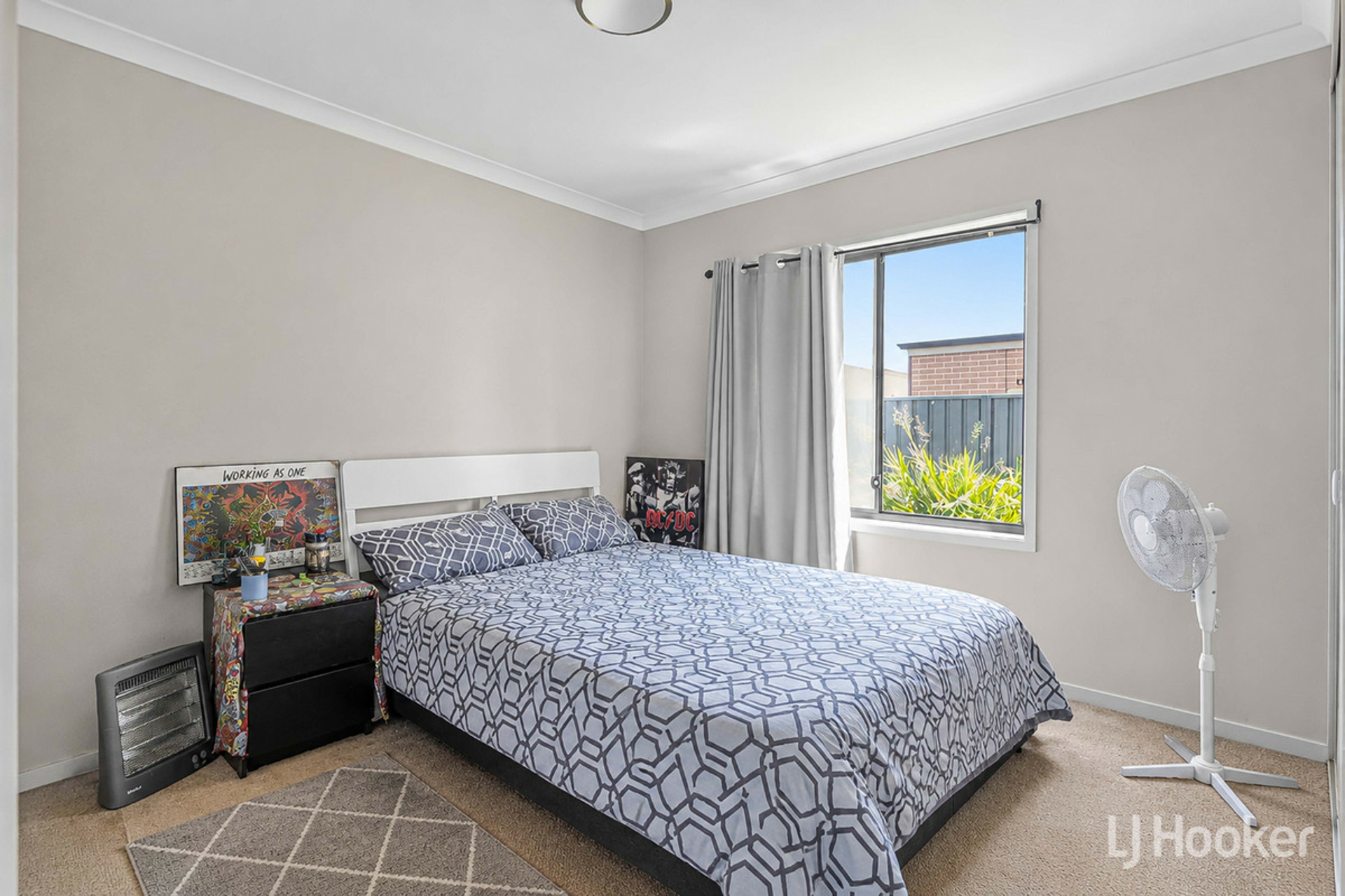8 Tower Way — photo 7 of 23