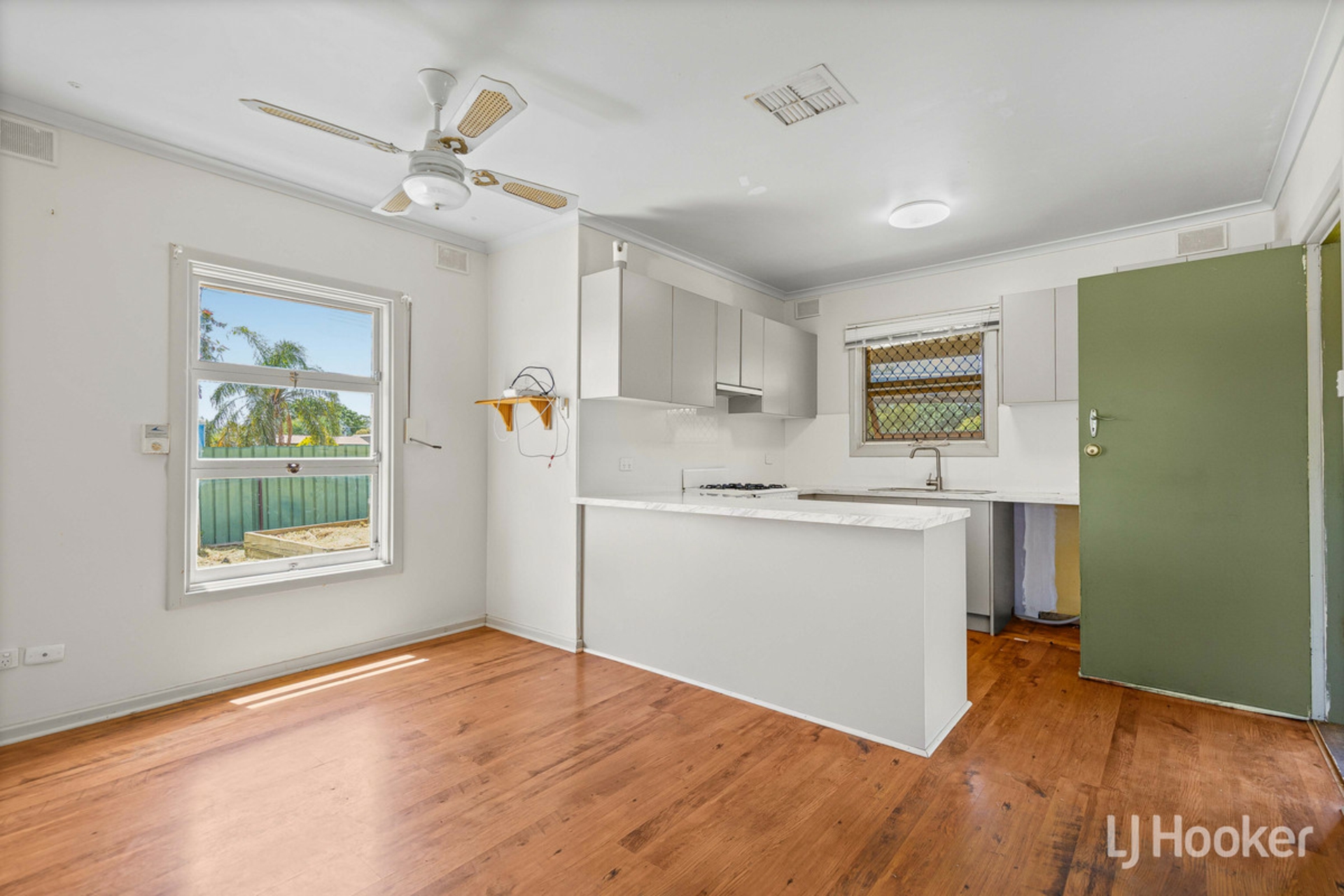 14 Mannington Road — photo 21 of 30