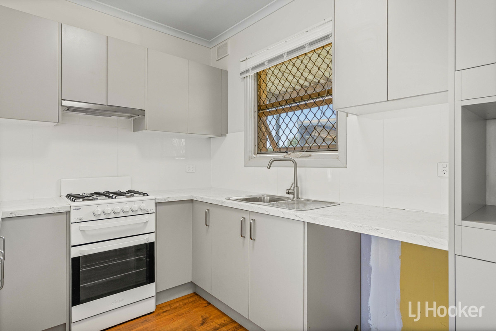 14 Mannington Road — photo 24 of 30