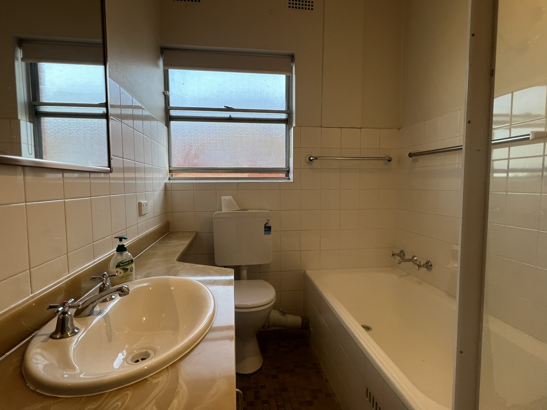9/8-10 Queen Street — photo 4 of 6
